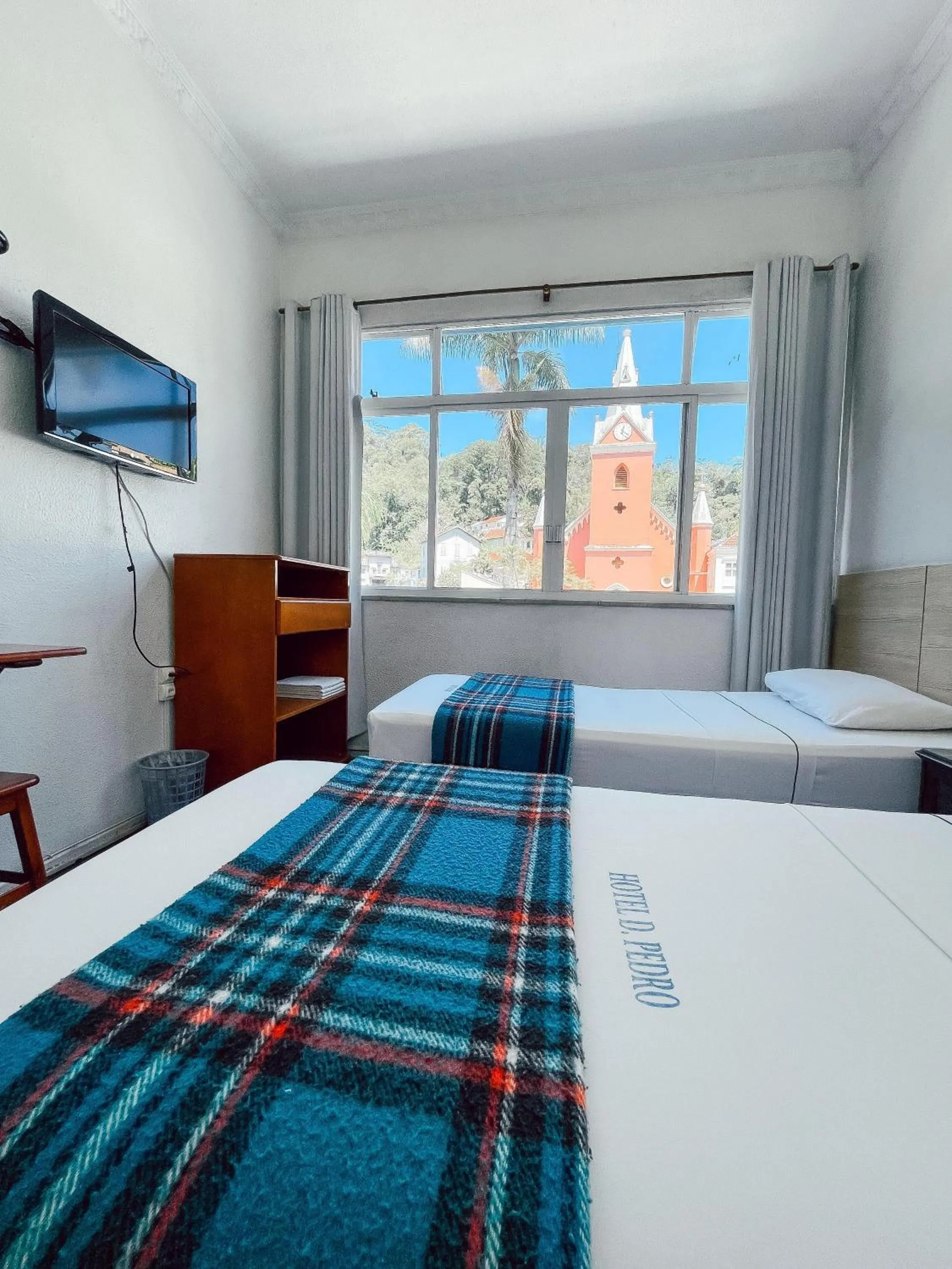 Bed in Dom Pedro Hotel