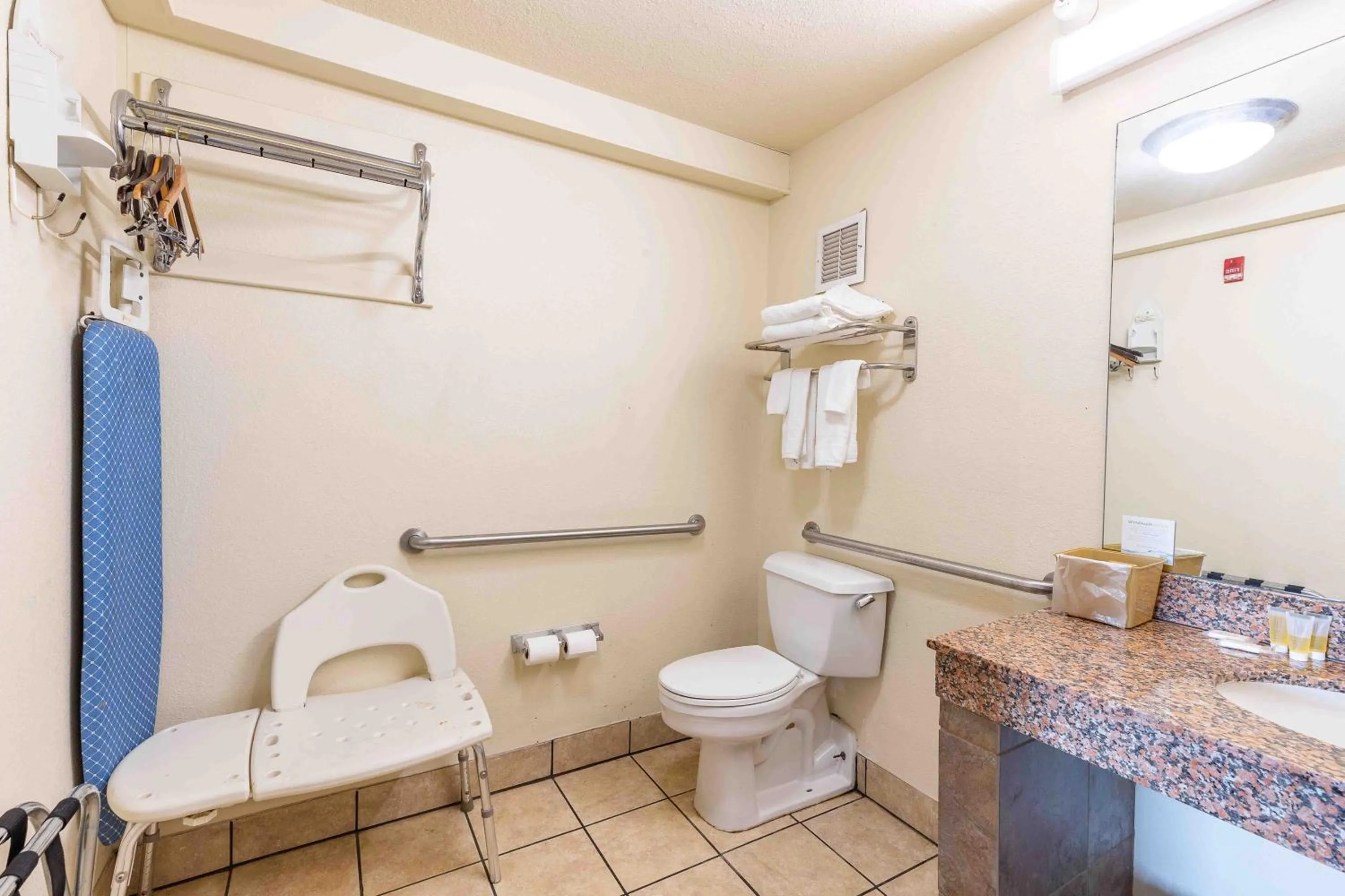 Days Inn by Wyndham Oklahoma City/Moore