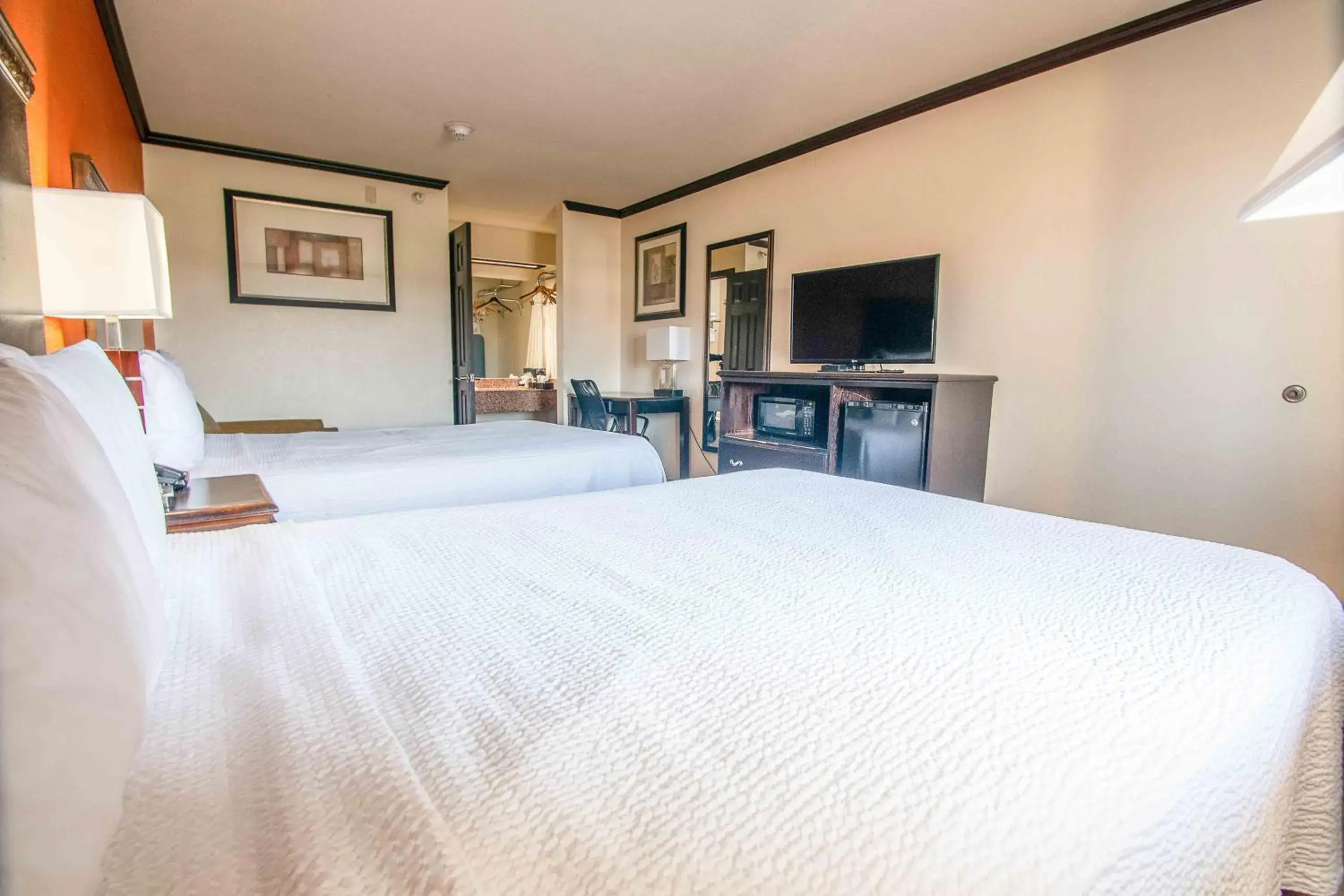 Bed in Days Inn by Wyndham Oklahoma City/Moore Bed in Days Inn by Wyndham Oklahoma City/Moore