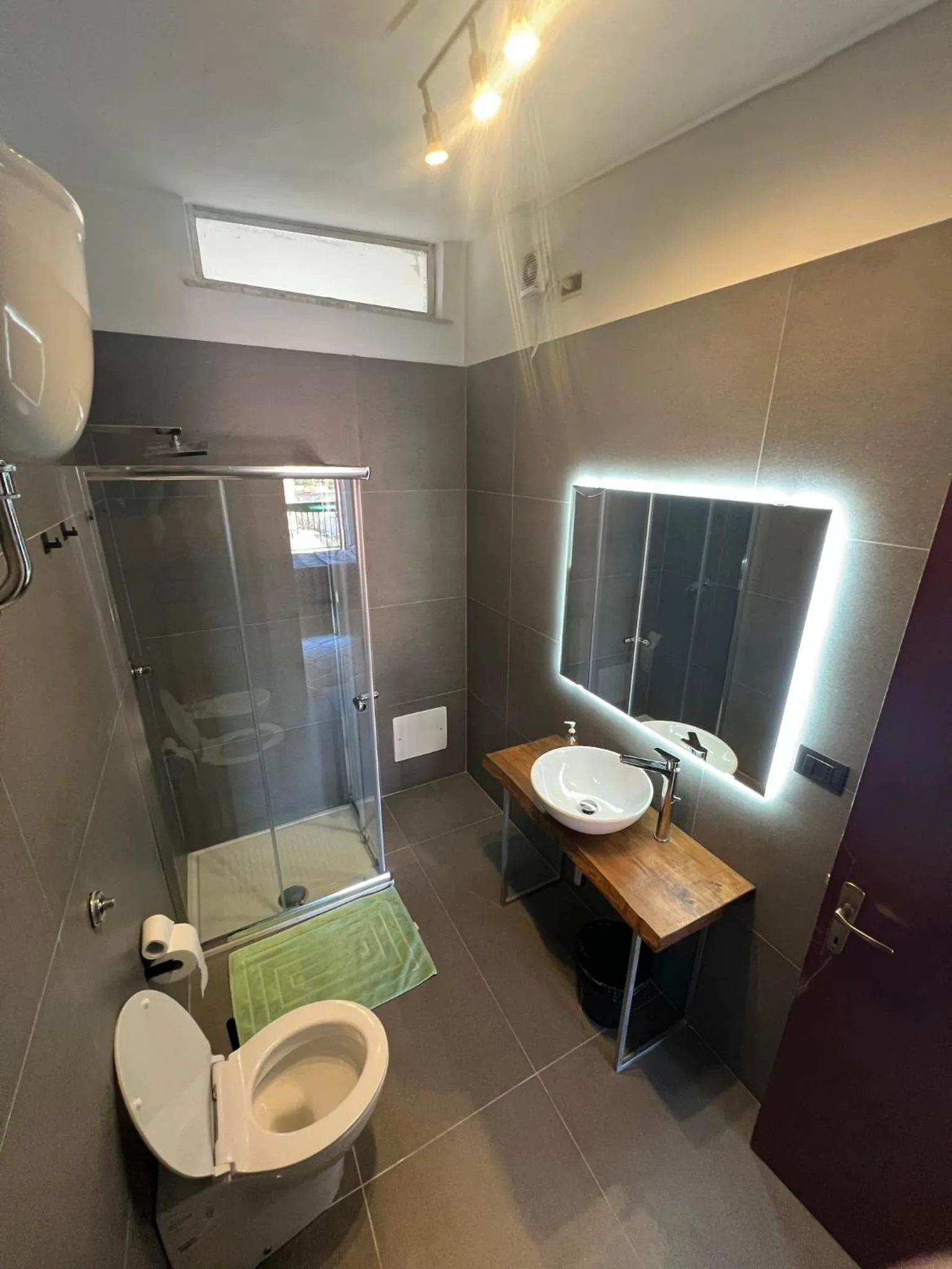 Bathroom in Little sweet escape