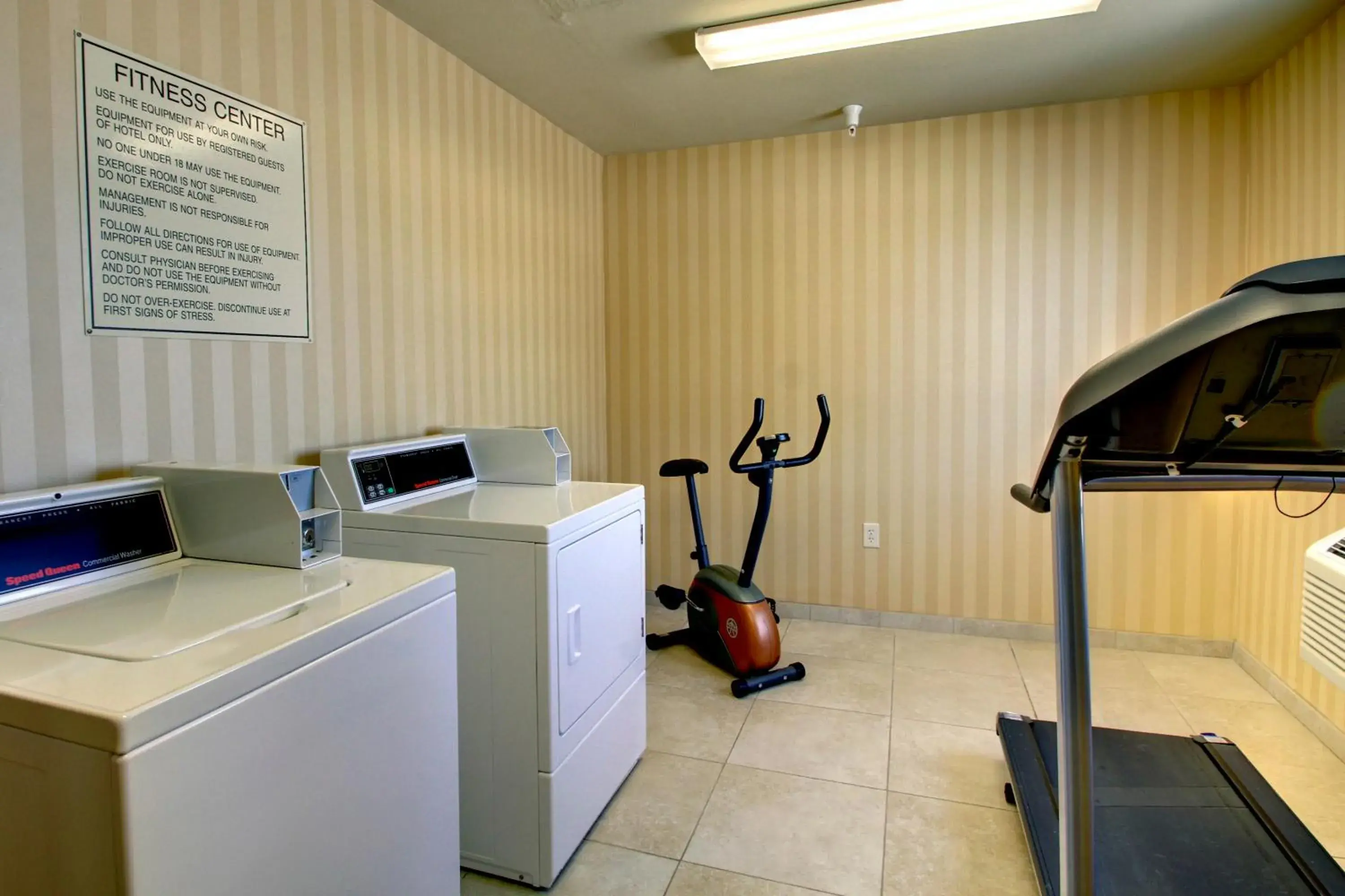 Fitness centre/facilities in Cobblestone Inn & Suites - Carrington Fitness centre/facilities in Cobblestone Inn & Suites - Carrington
