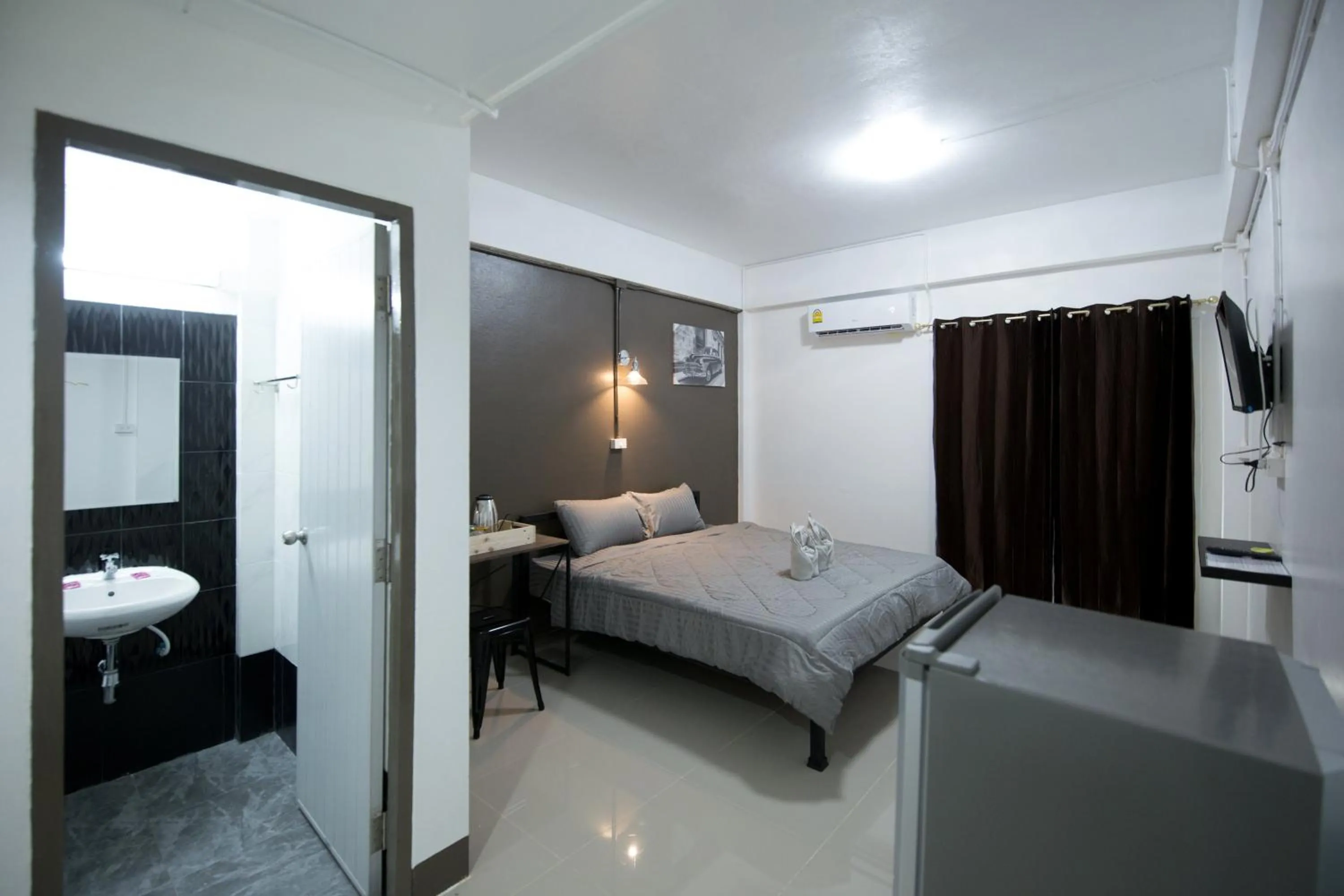 Bed in Eazy Stay