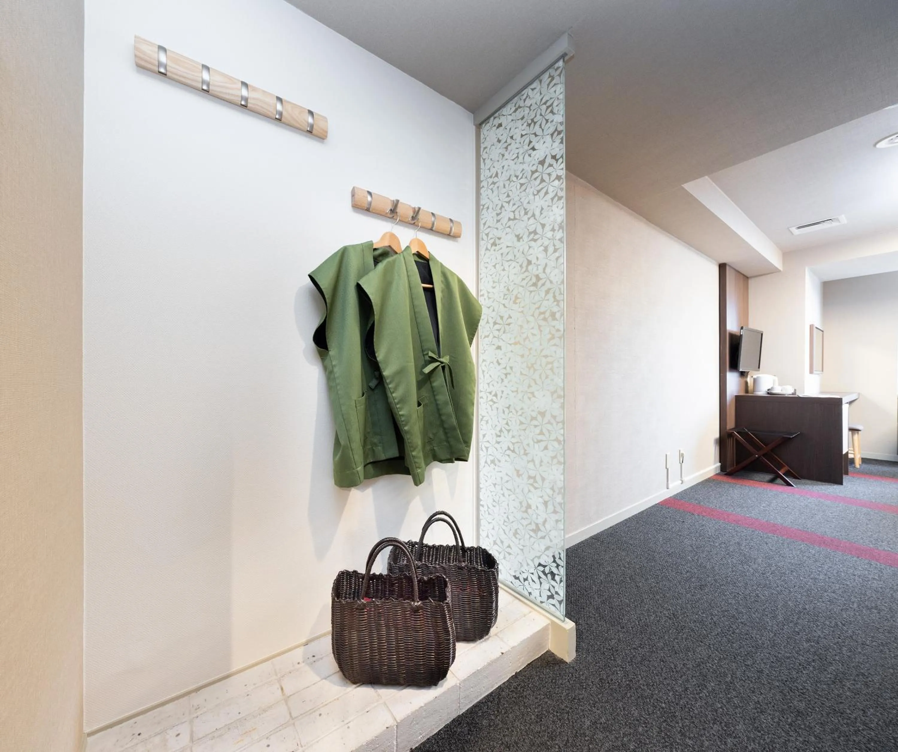 wardrobe in Hotel Kanronomori