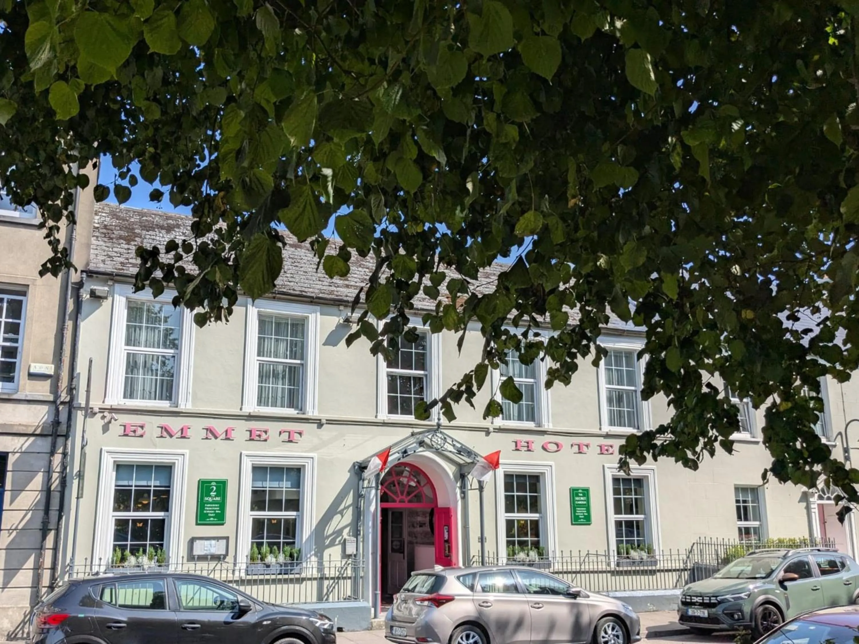 Property building in Emmet Hotel