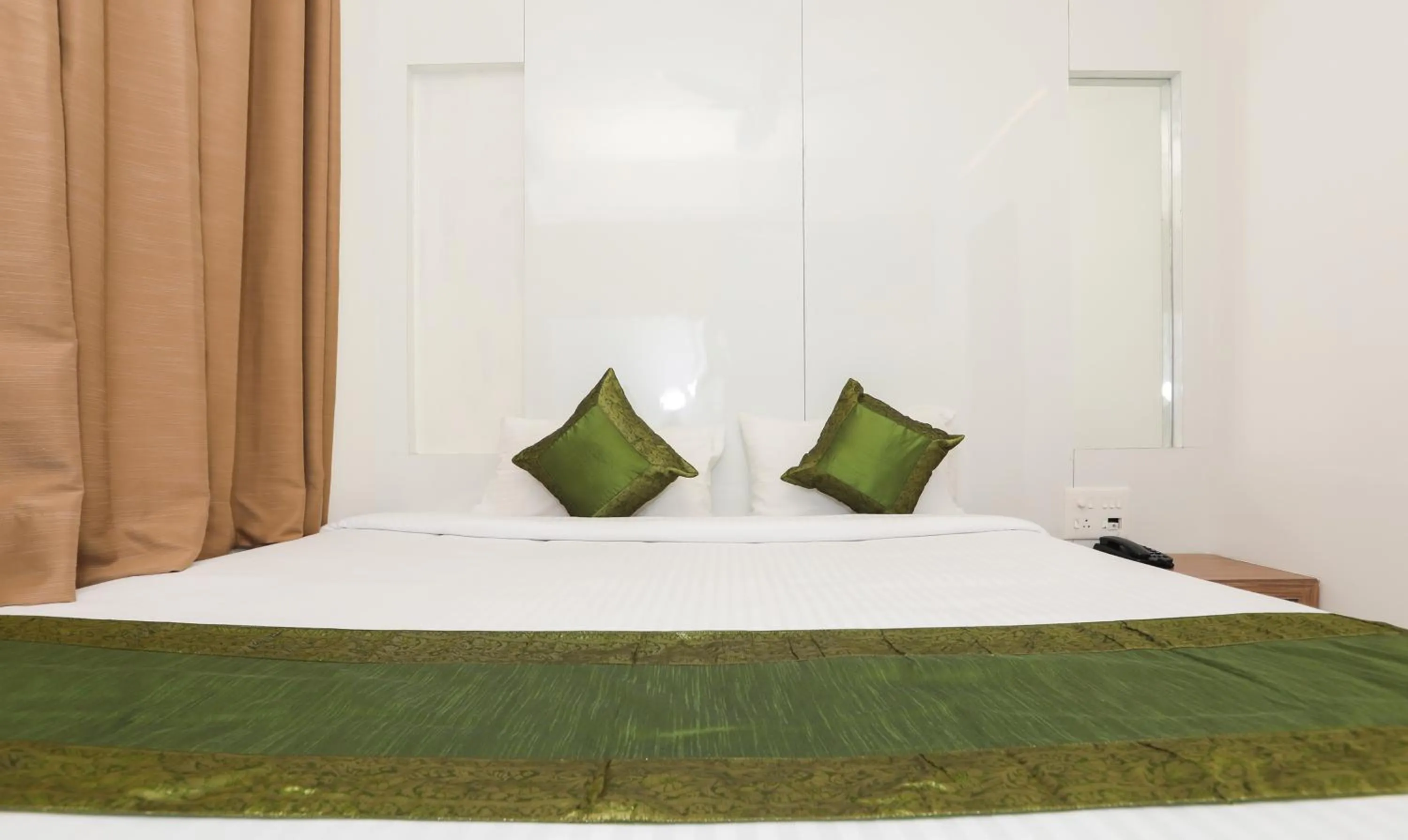 Bedroom, Bed in Treebo Sapphire Studio