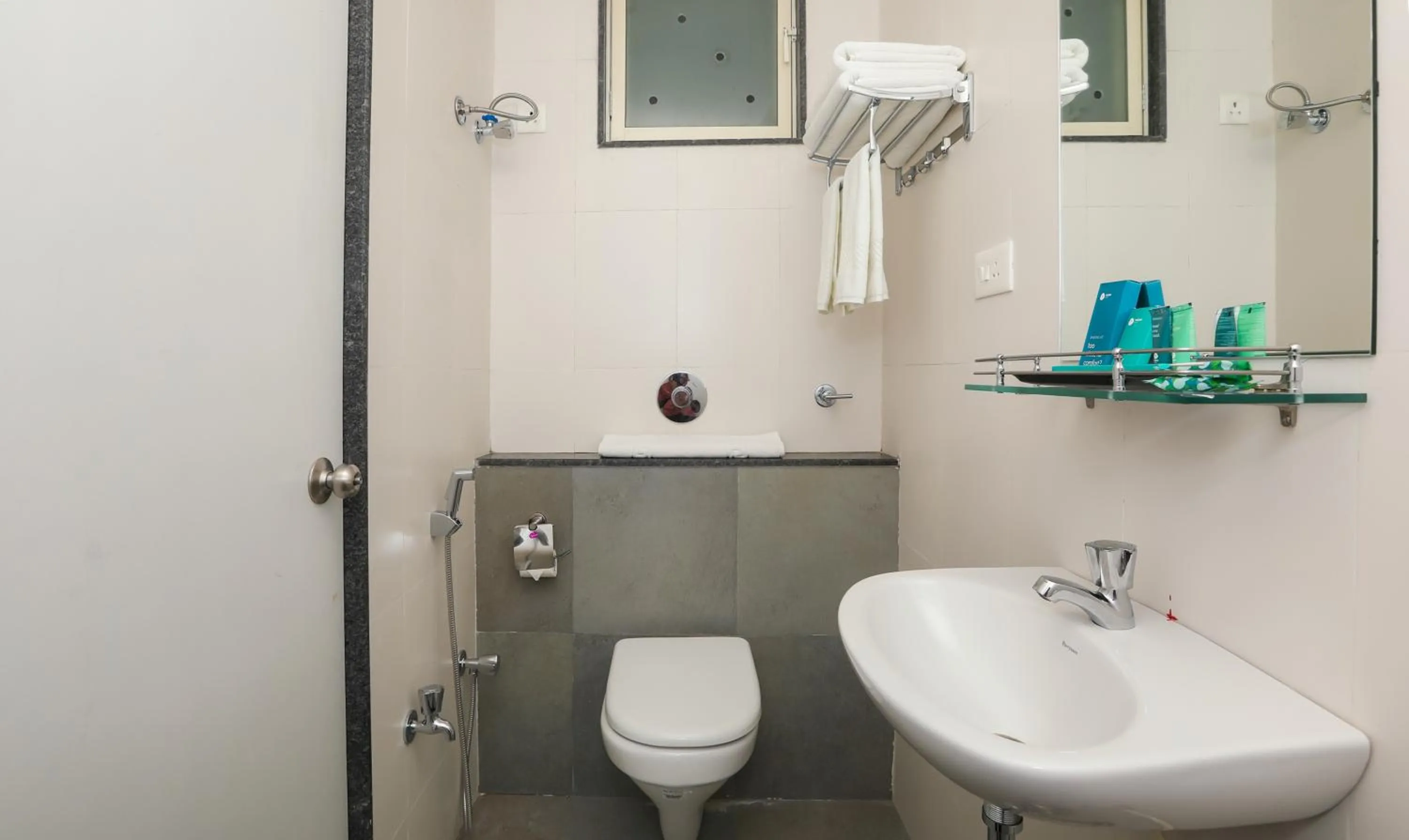 Bathroom in Treebo Sapphire Studio