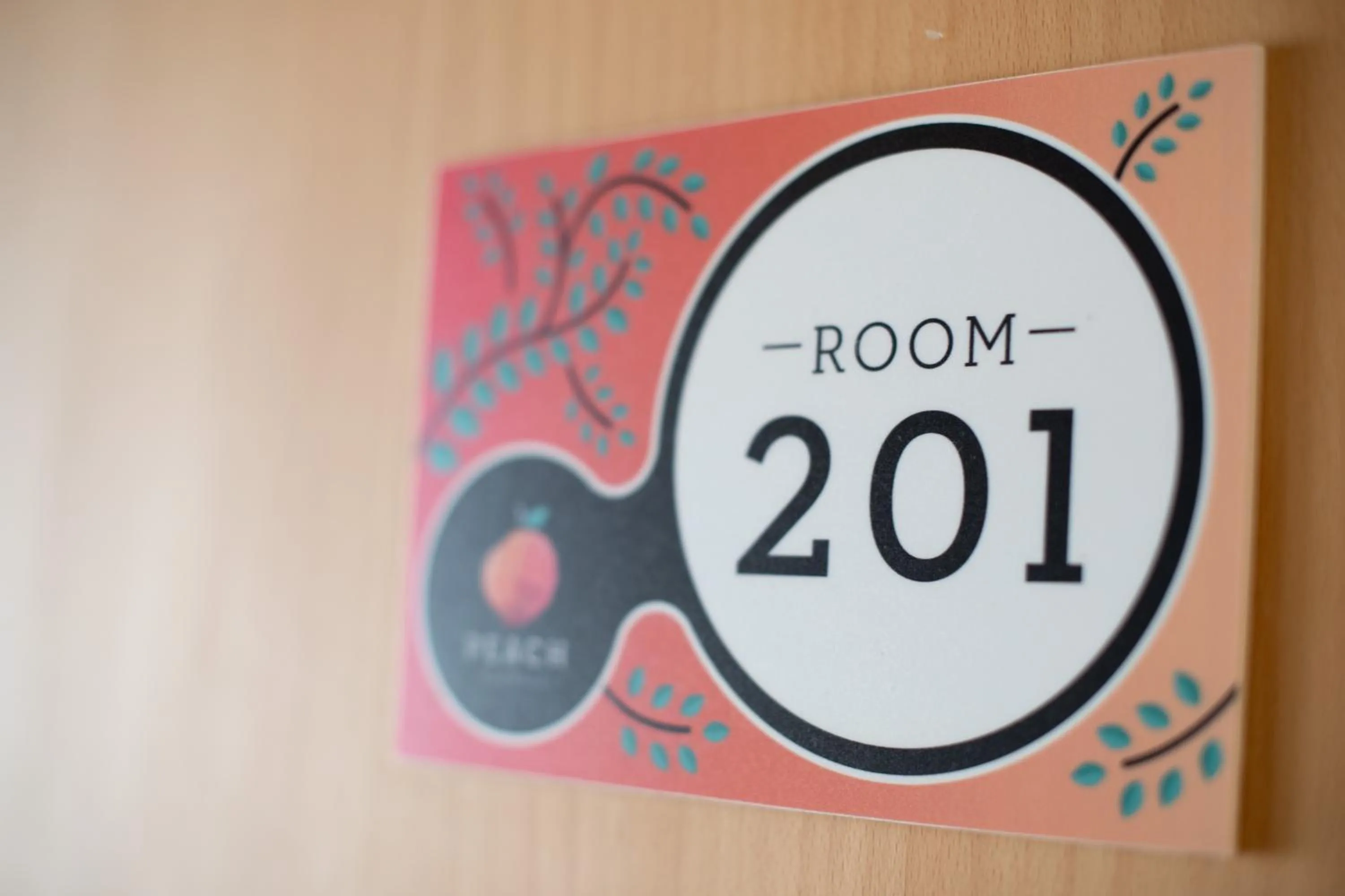 Peach Hostel & Suites