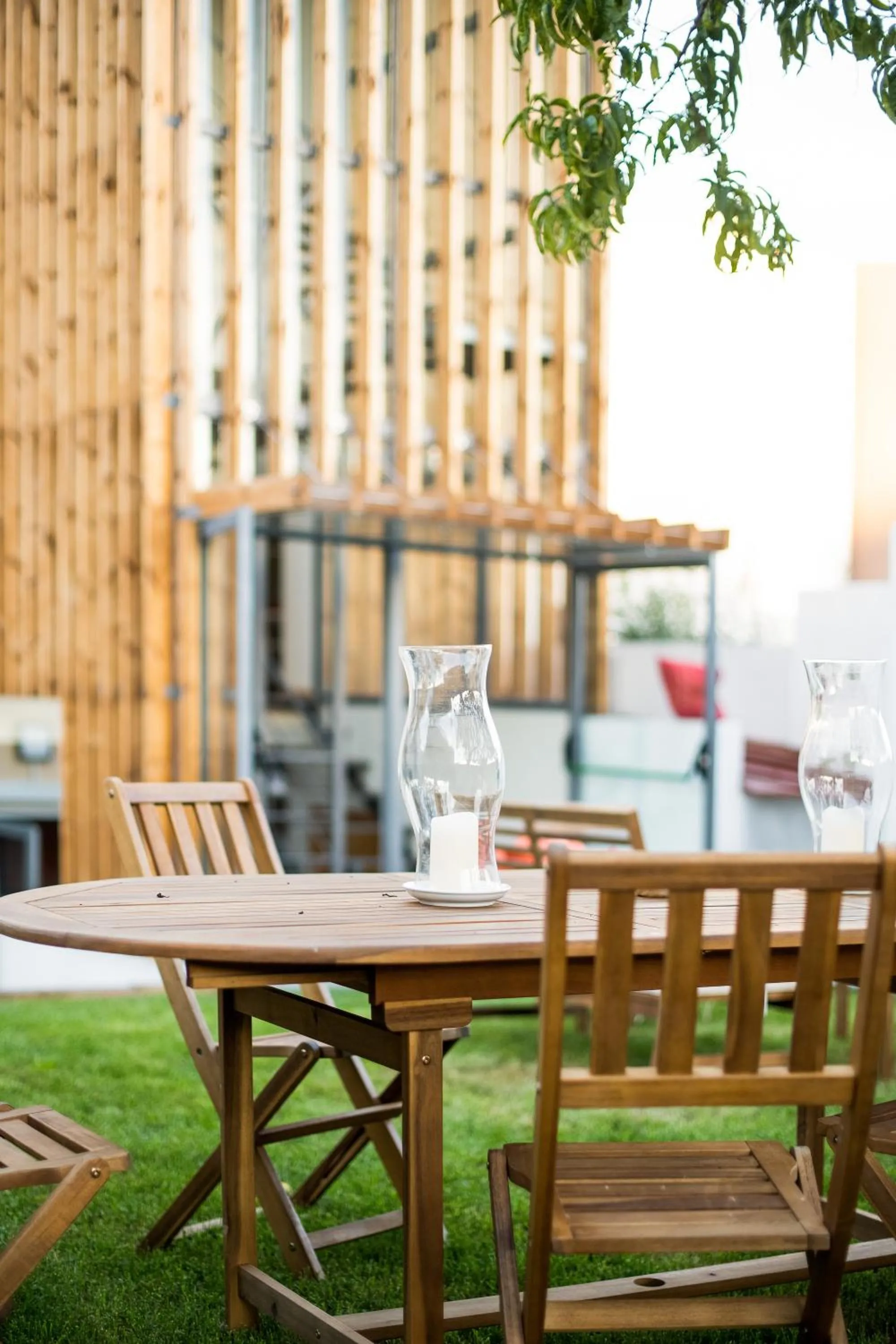 Peach Hostel & Suites
