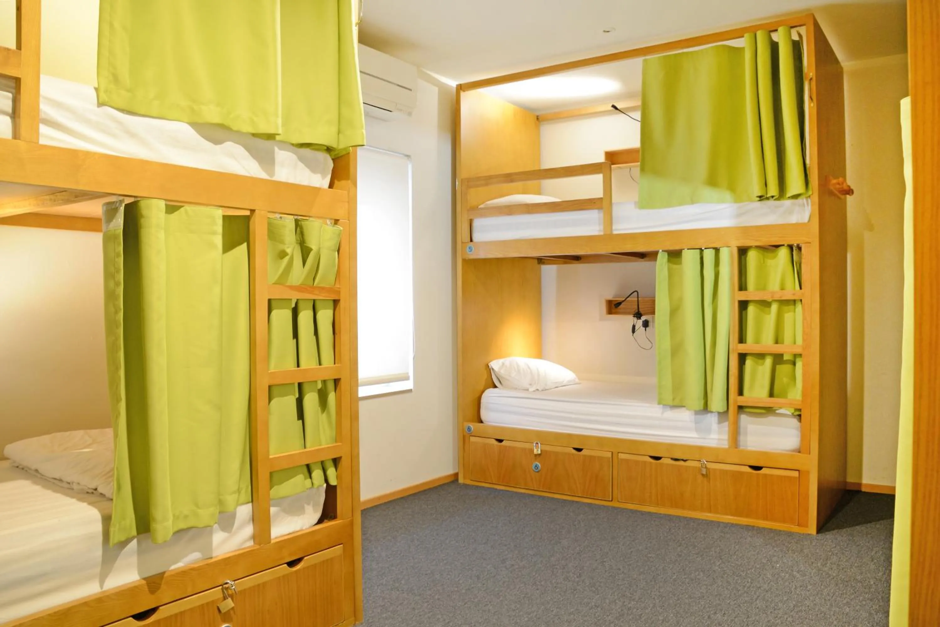 Bedroom, Bed in Peach Hostel & Suites