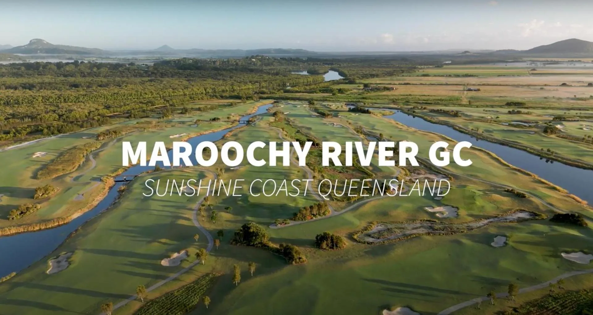 Golfcourse in Bli Bli House Riverside Retreat