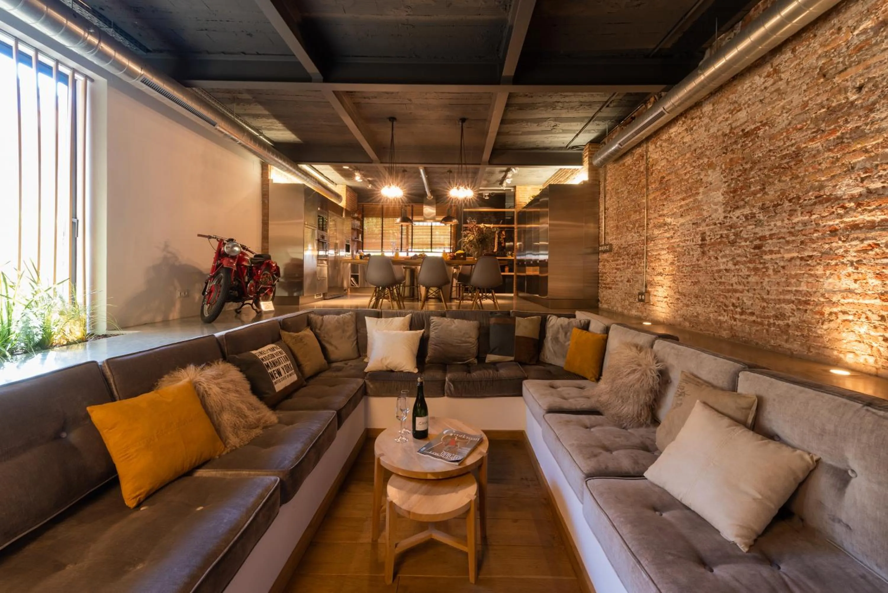 TV and multimedia in Petit Luxe Loft