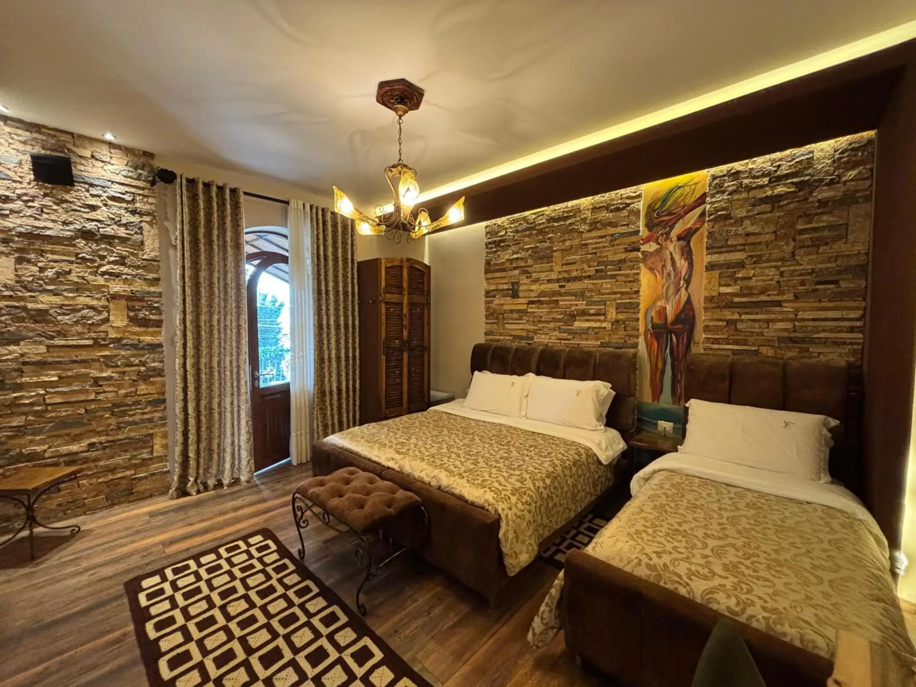 Deluxe Triple Room in Vila Eden Boutique Hotel Deluxe Triple Room in Vila Eden Boutique Hotel