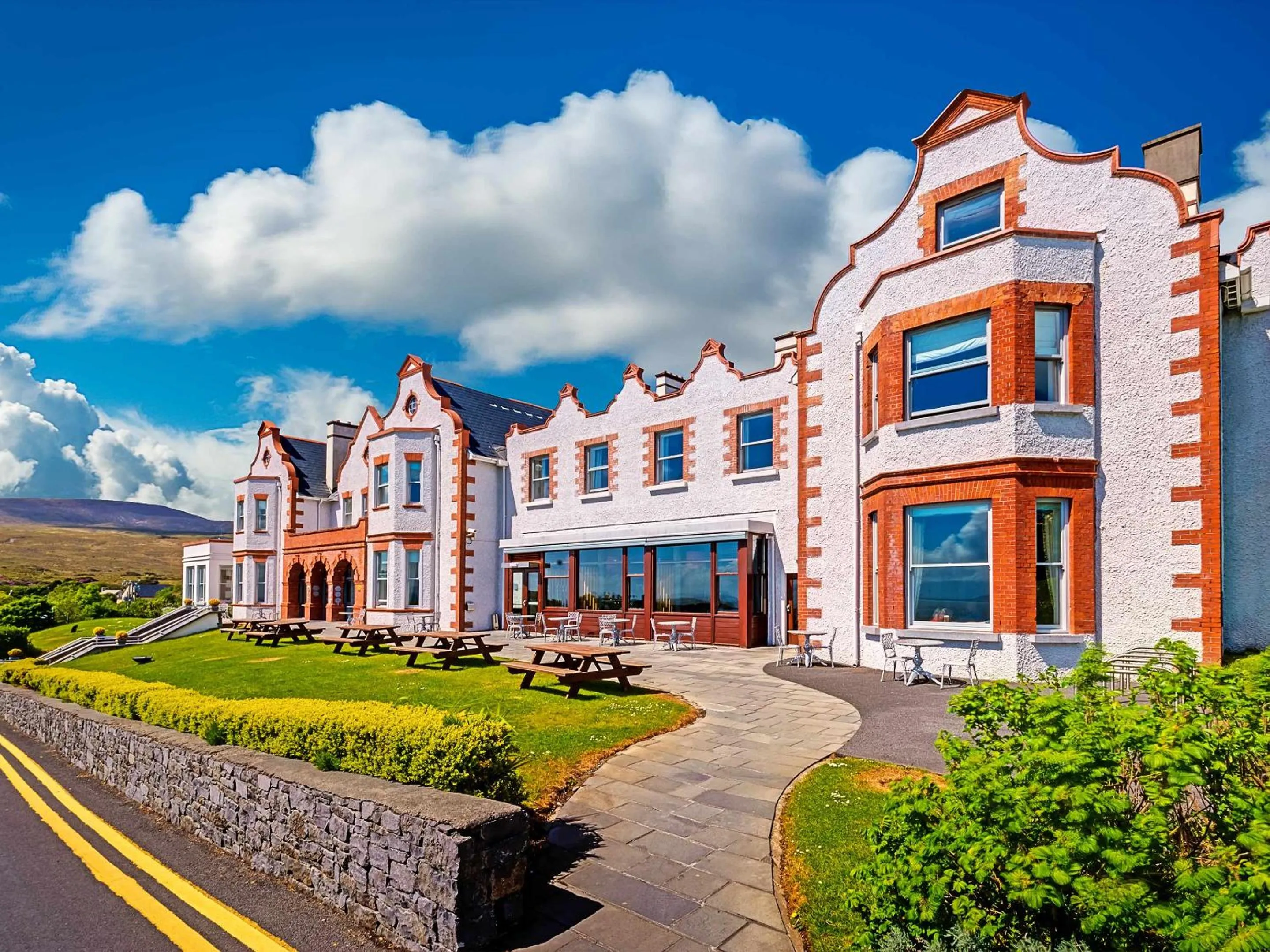 Facade/entrance in Mulranny Park Hotel