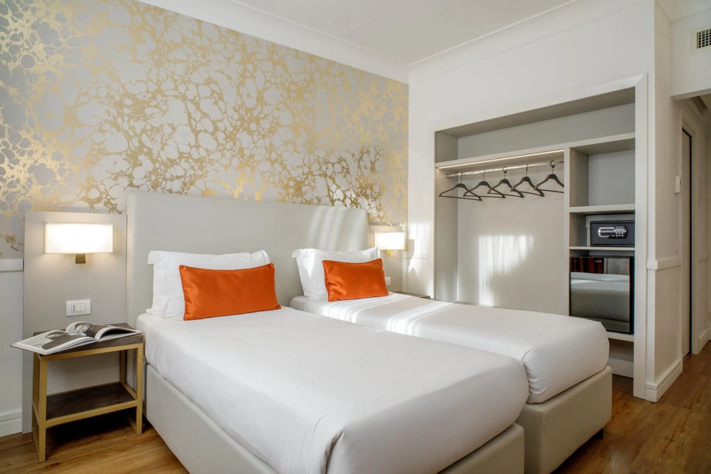 Bedroom, Bed in Hotel Shangri-La Roma by OMNIA hotels