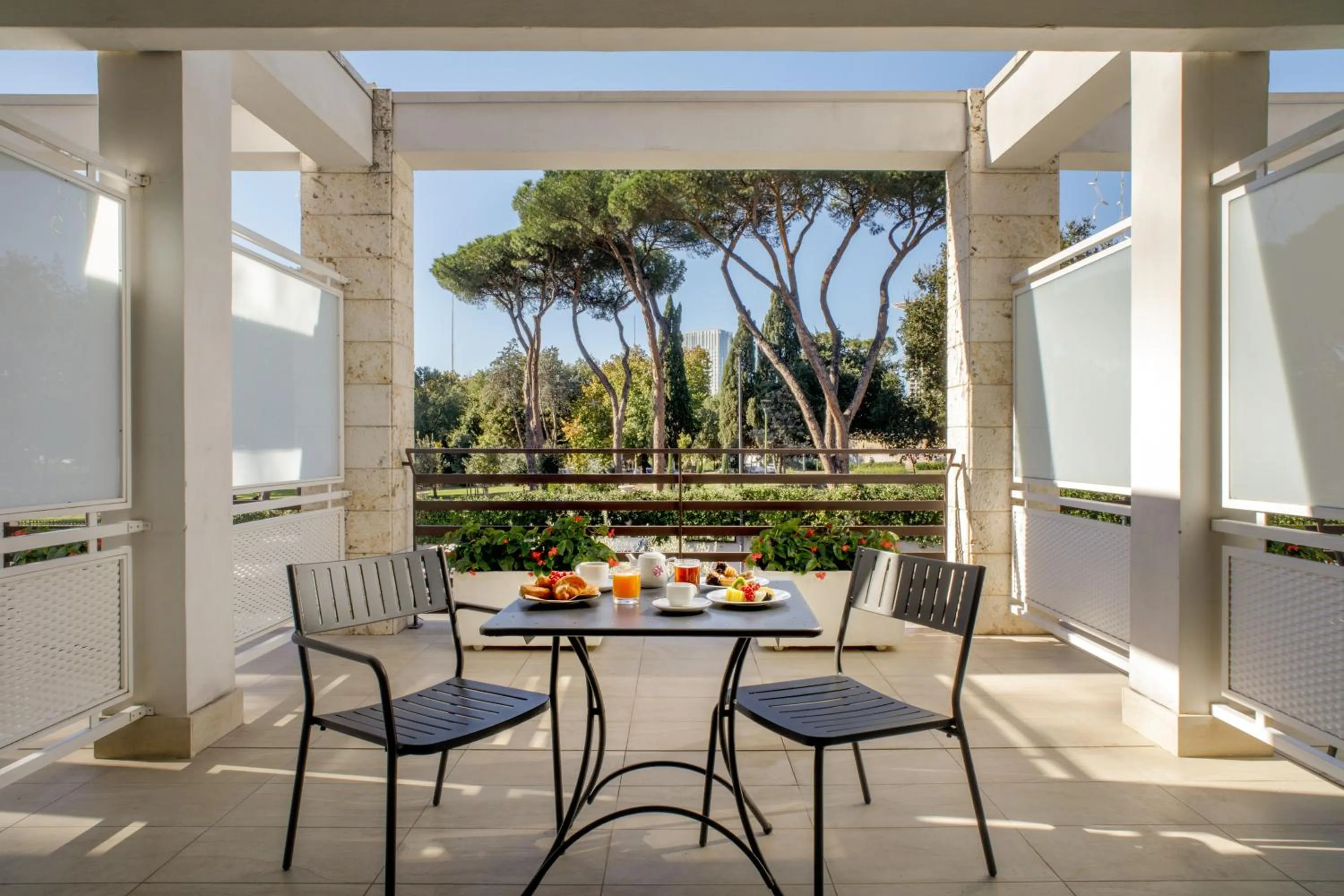 Balcony/Terrace in Hotel Shangri-La Roma by OMNIA hotels