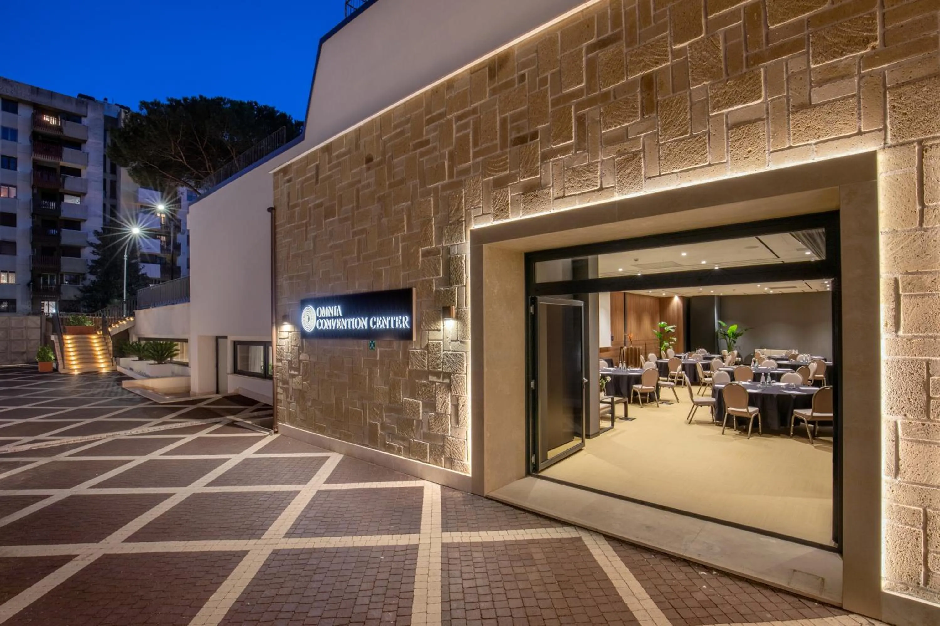 Meeting/conference room in Hotel Shangri-La Roma by OMNIA hotels