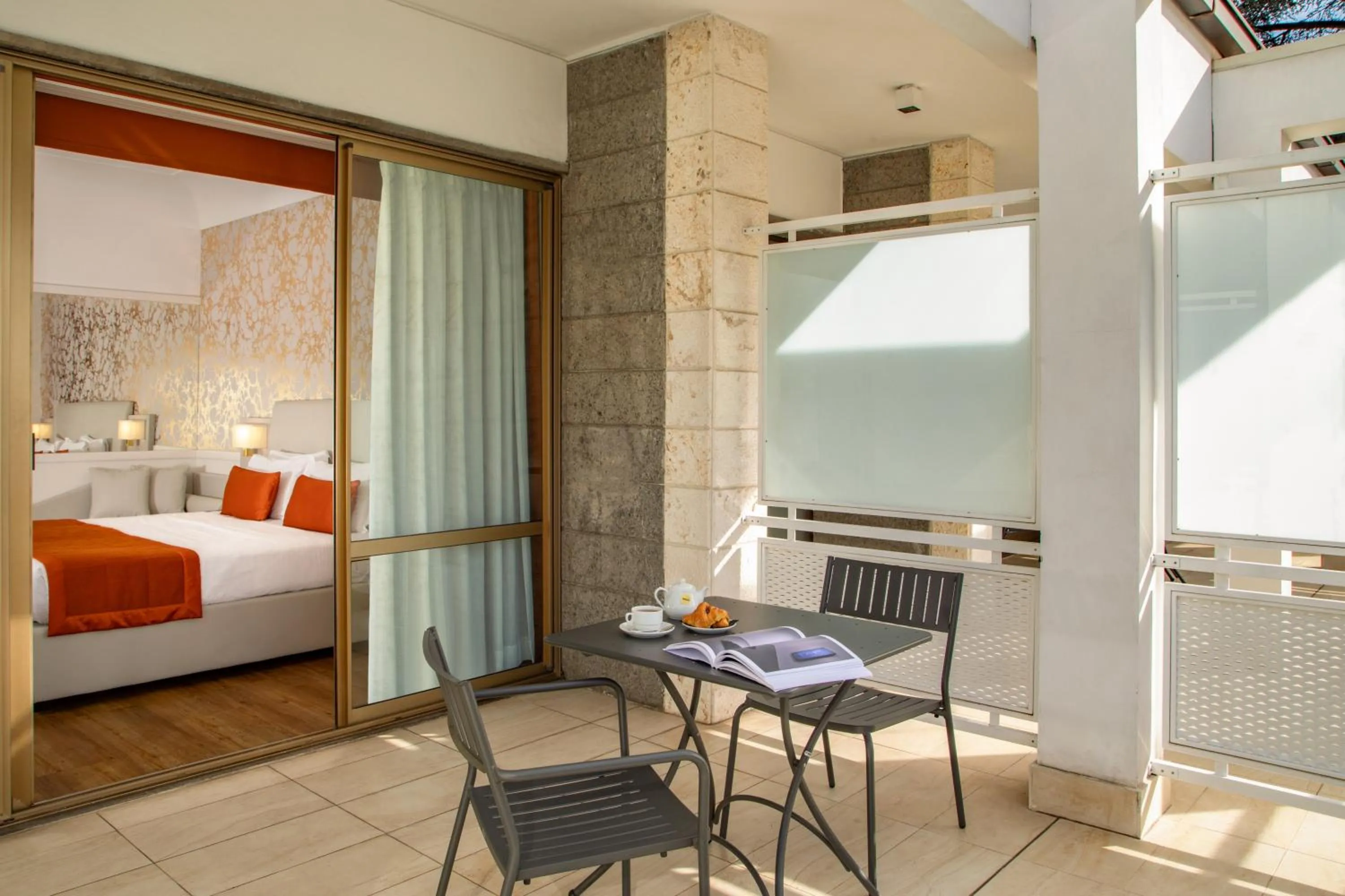 Bedroom, Bed in Hotel Shangri-La Roma by OMNIA hotels