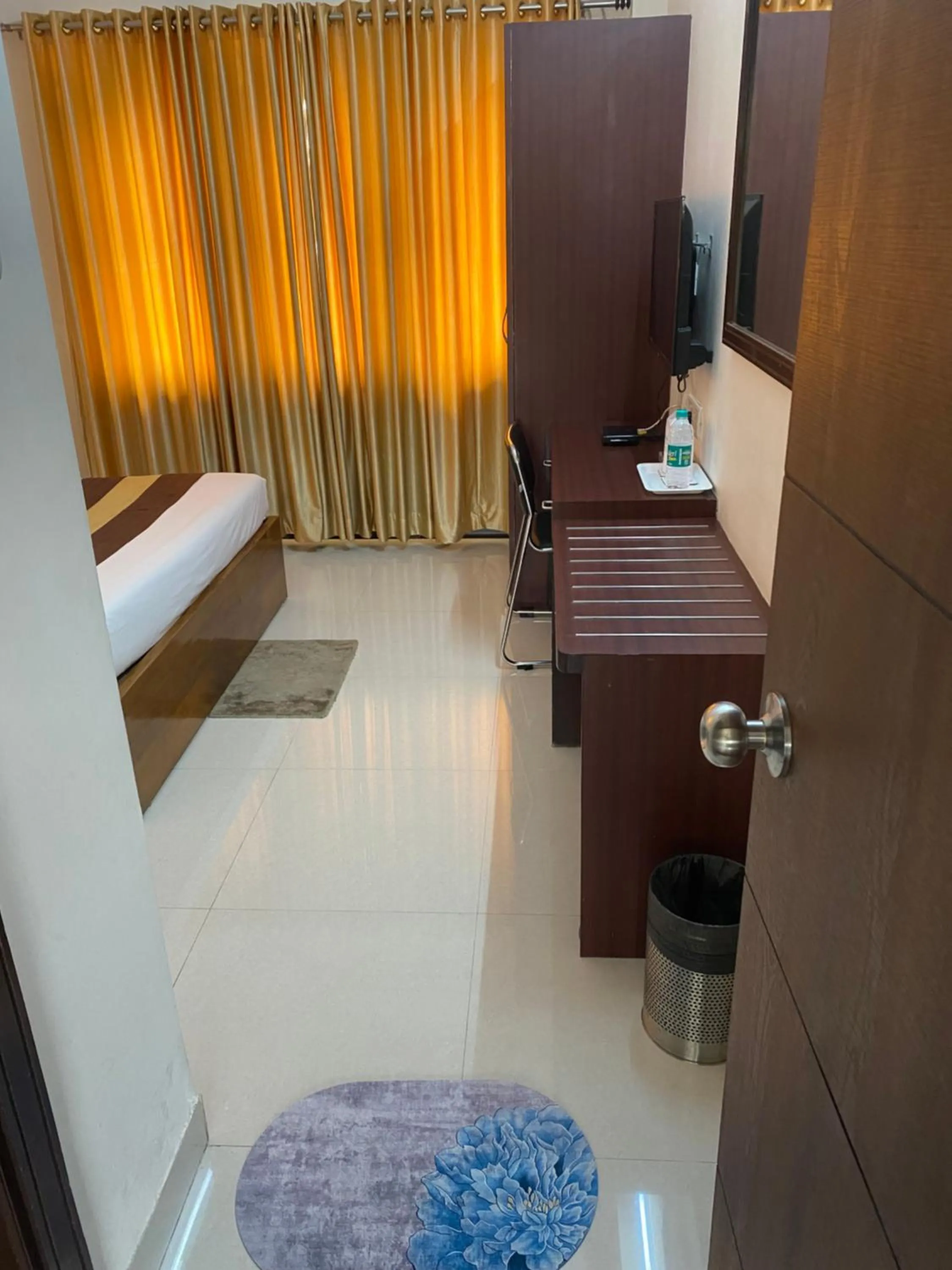 Bedroom, Bed in Krishna Kunja " A Quiet & Peaceful Stay "