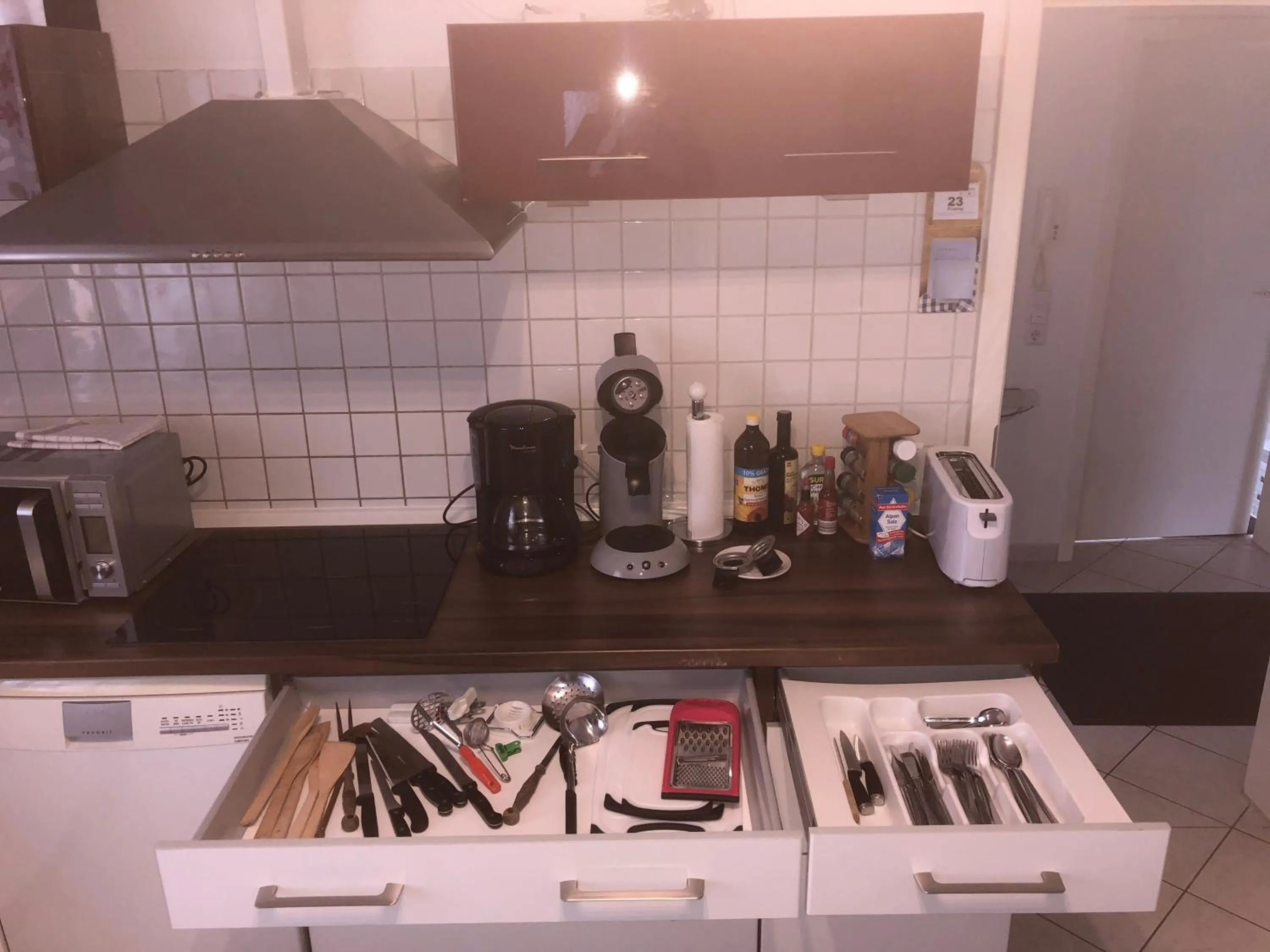 Kitchen or kitchenette, Kitchen/Kitchenette in Fewo Reutlingen Heinestrasse OG