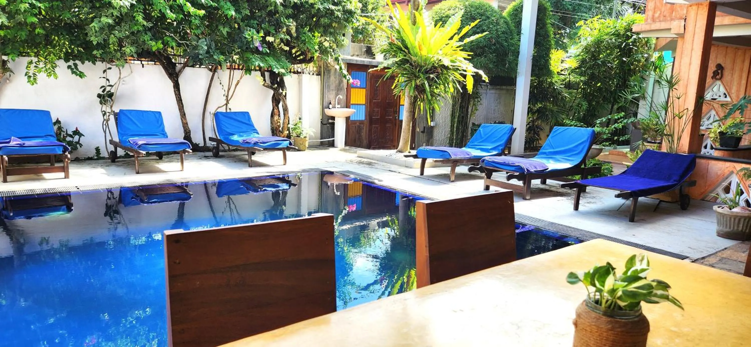 Swimming pool in Gomez Place