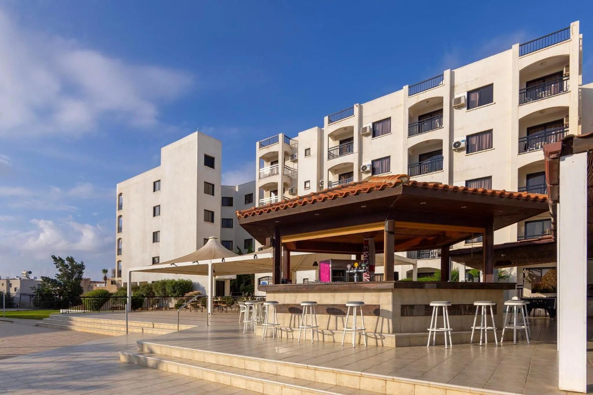 Lounge or bar in Seagull Hotel Apartments