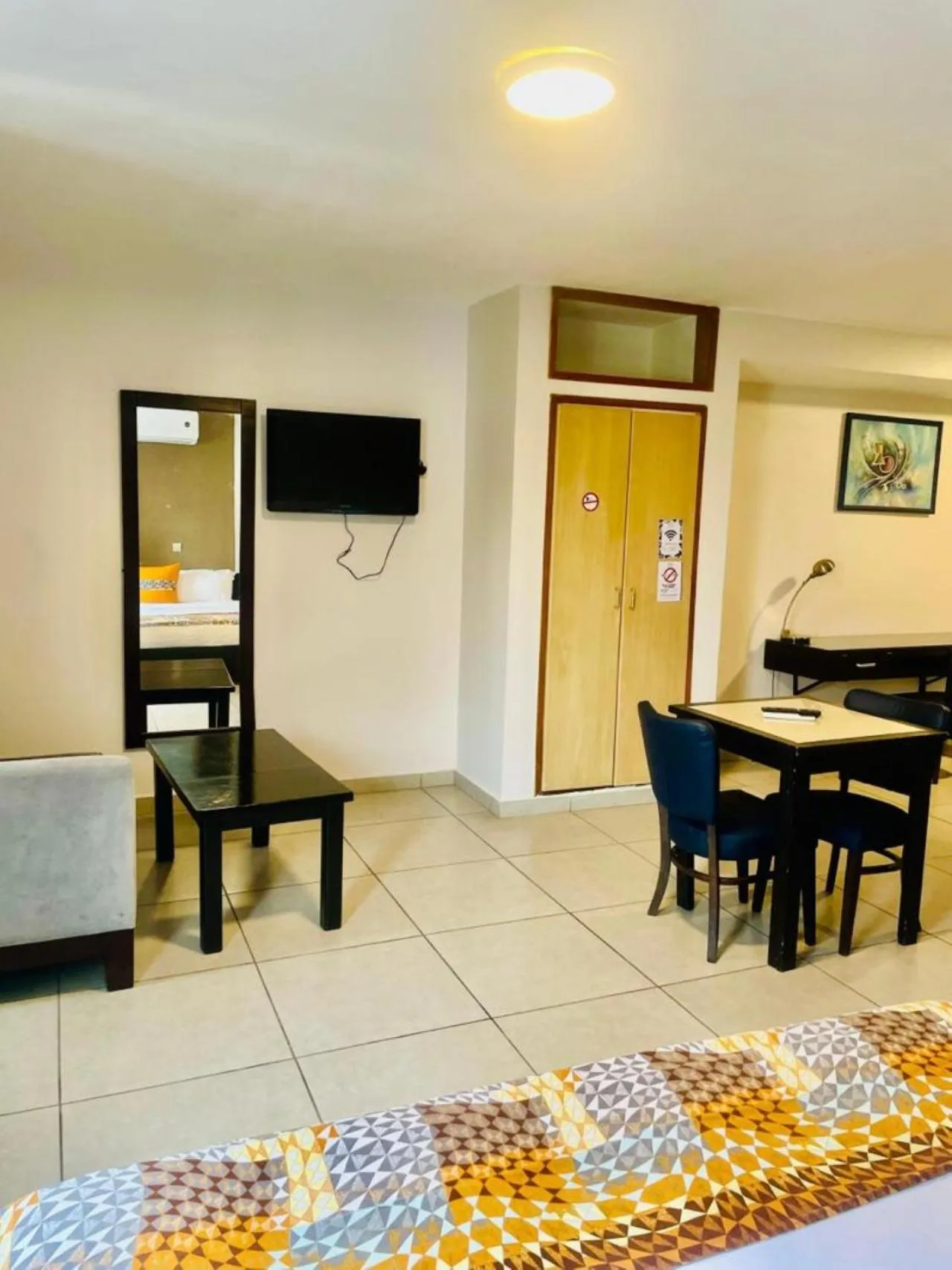 TV and multimedia in Résidences Les Hauts de l'Indenié