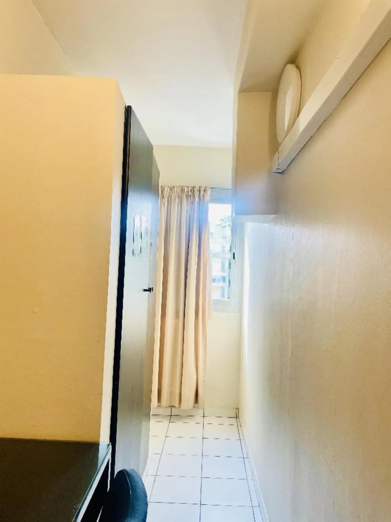 wardrobe in Résidences Les Hauts de l'Indenié