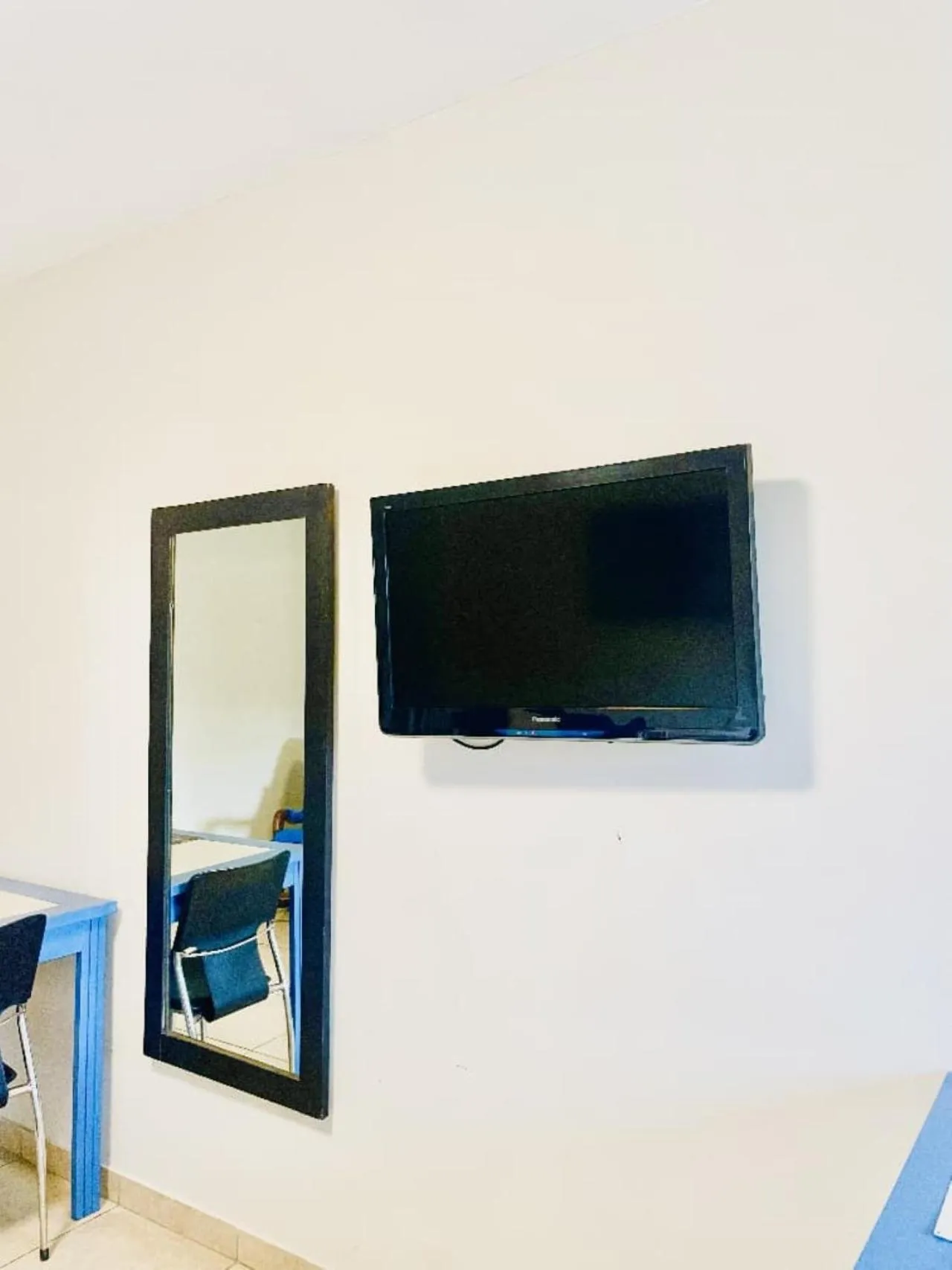 TV and multimedia in Résidences Les Hauts de l'Indenié