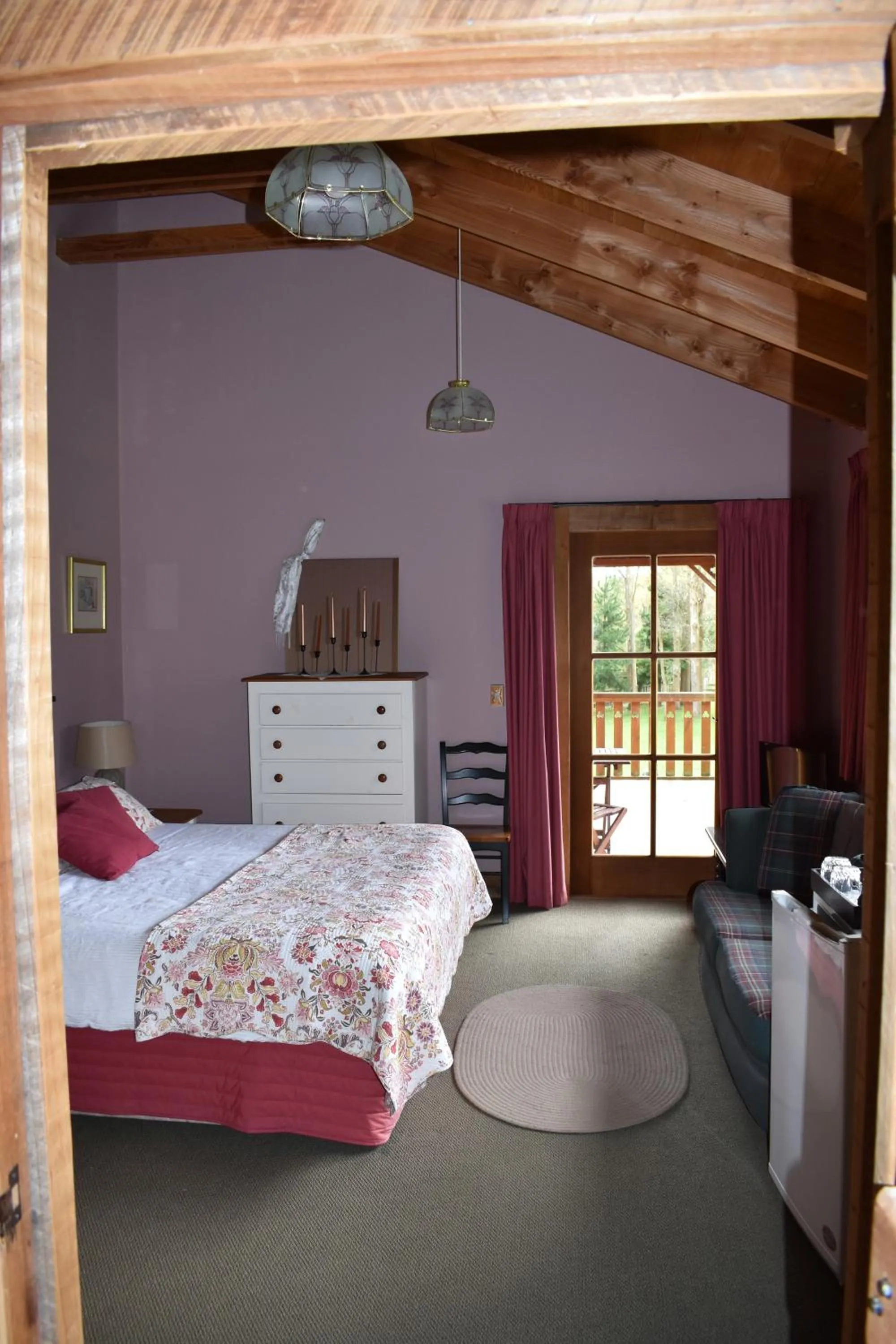 Bed in The River Lodge