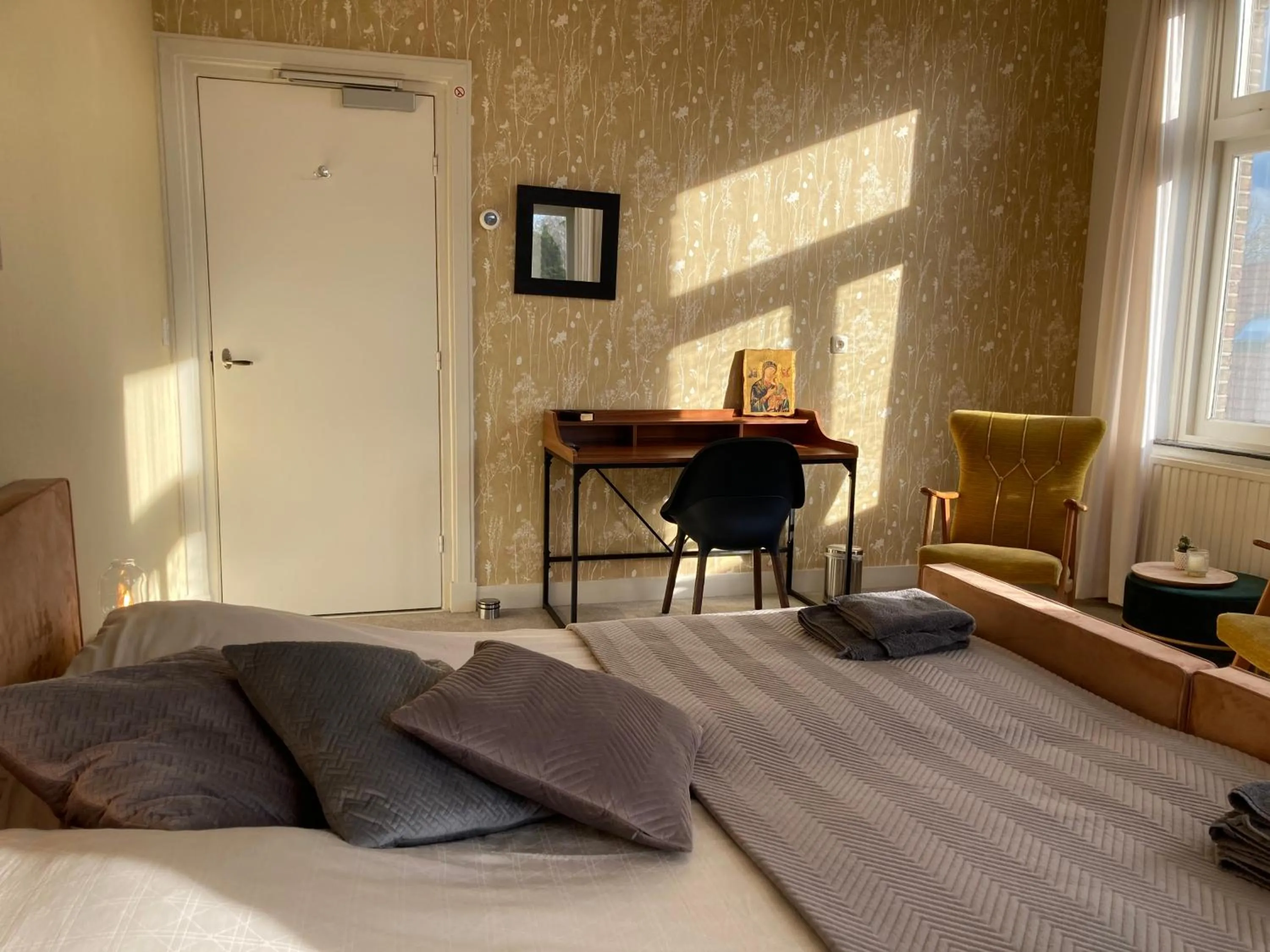 Property building, Bed in Het Klooster van Dalfsen