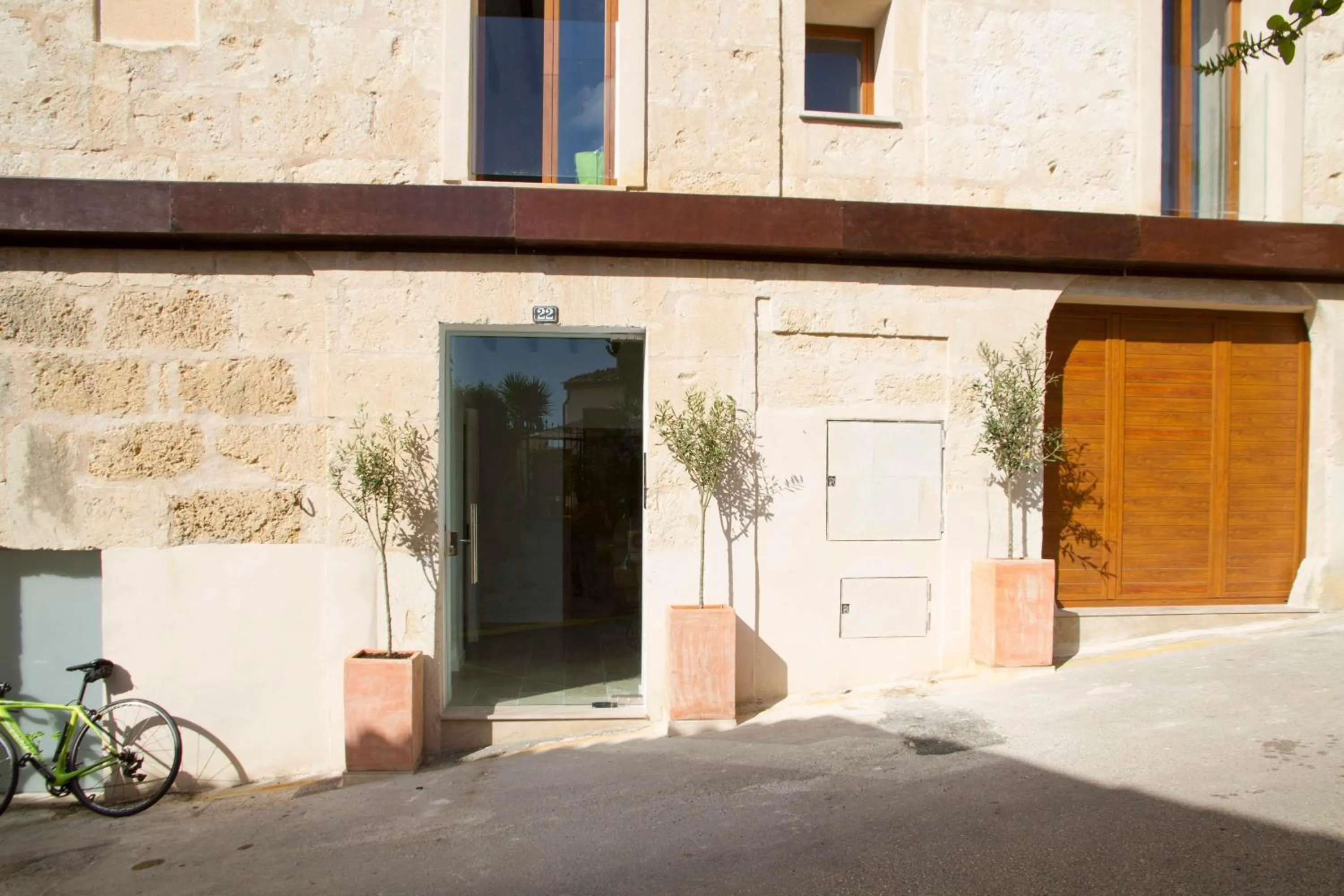 Facade/entrance in Angels Boutique - Turismo de interior