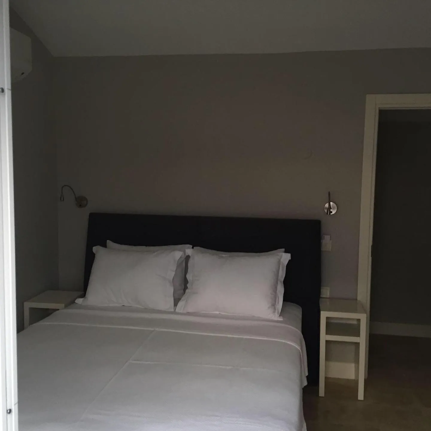 Bed in Teos Lodge Pansiyon