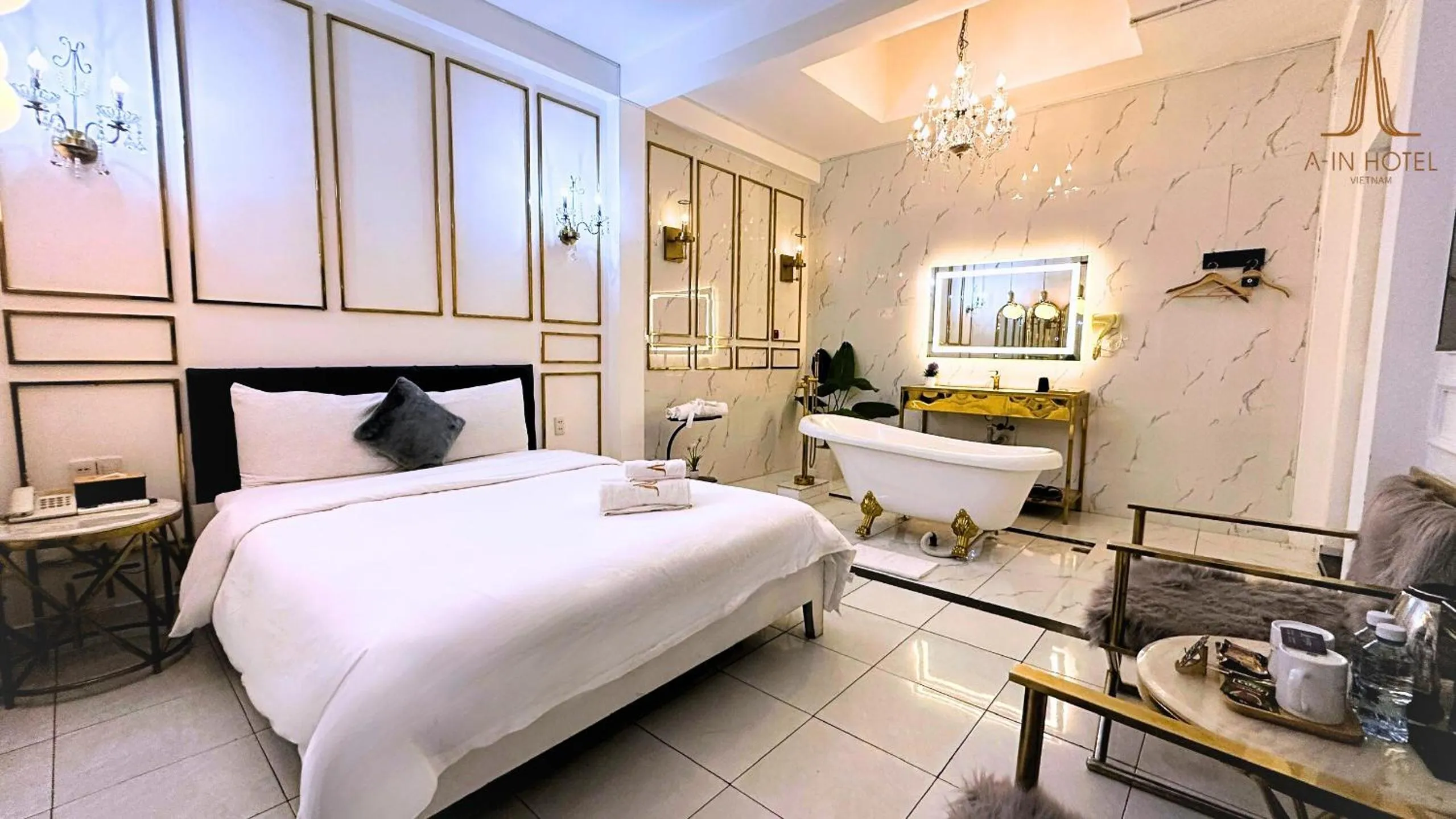 Bed in A In Hotel Glamour