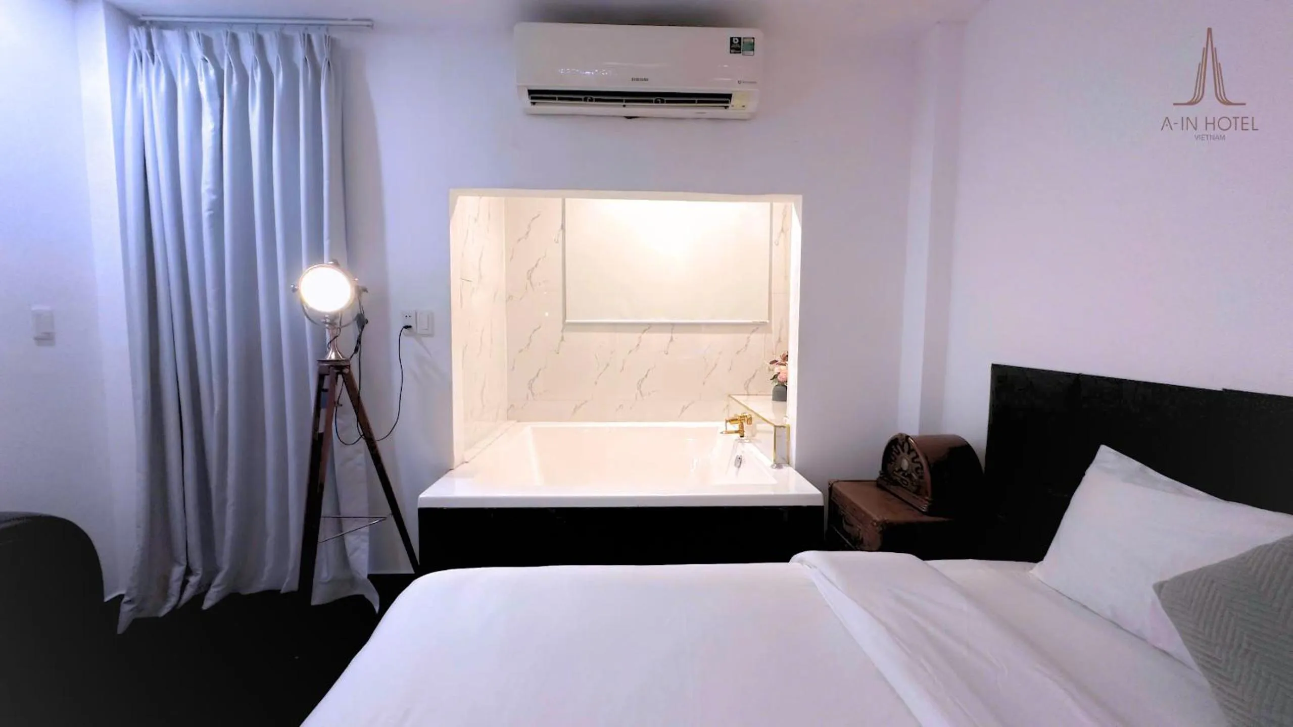 Bed in A In Hotel Glamour