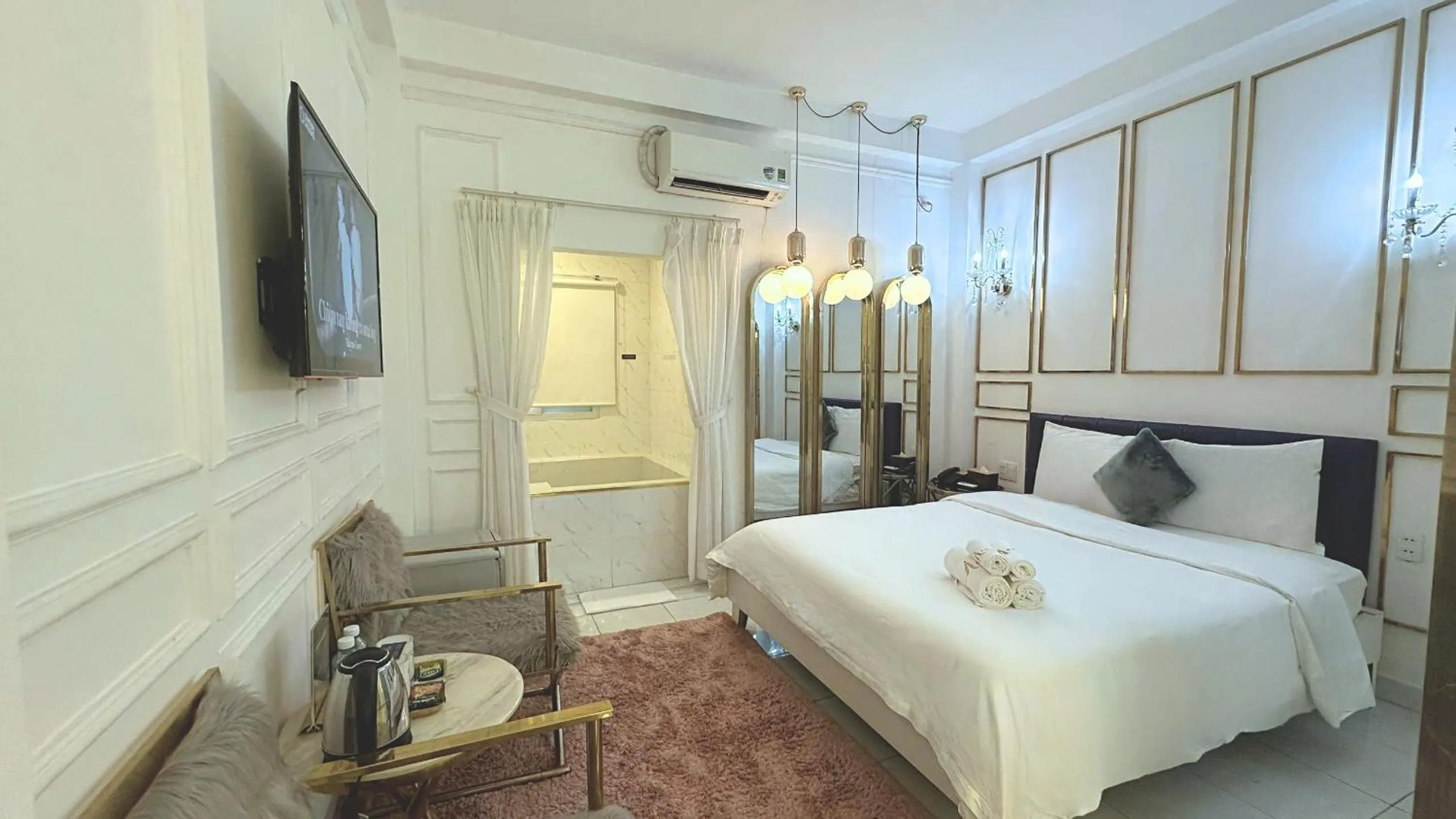 Bed in A In Hotel Glamour