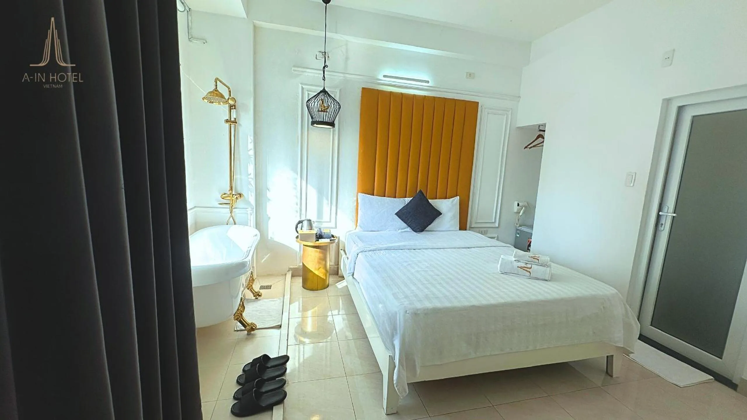 Bed in A In Hotel Glamour