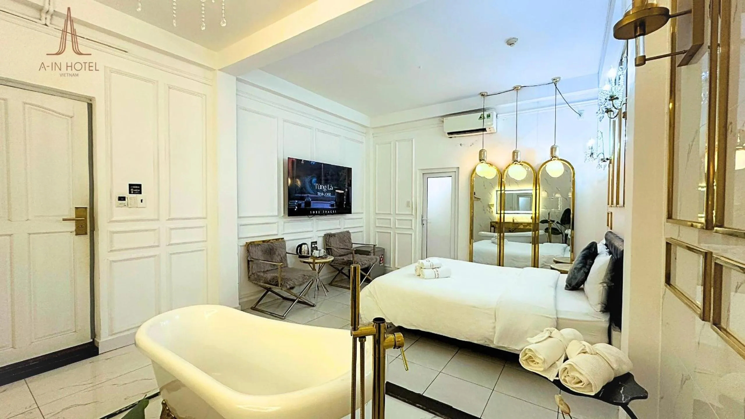 Bed in A In Hotel Glamour