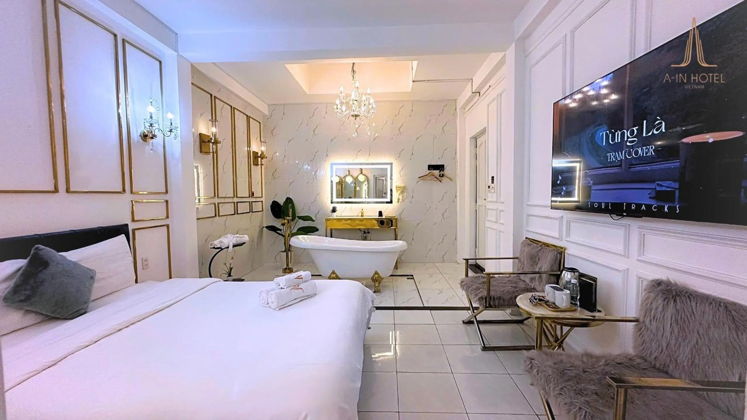 Bed in A In Hotel Glamour