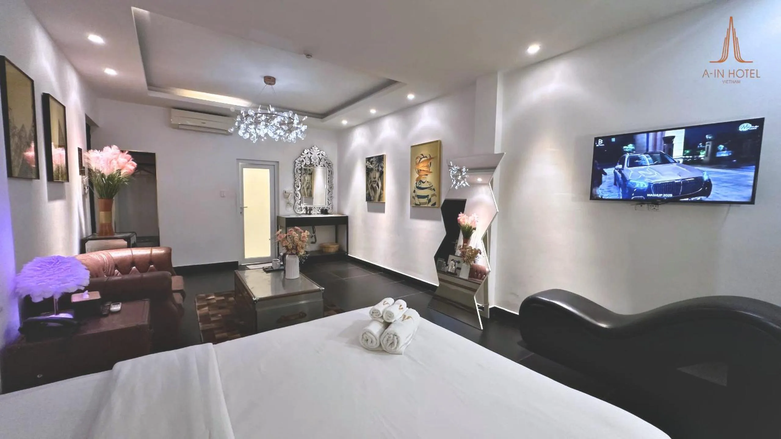 Bed in A In Hotel Glamour