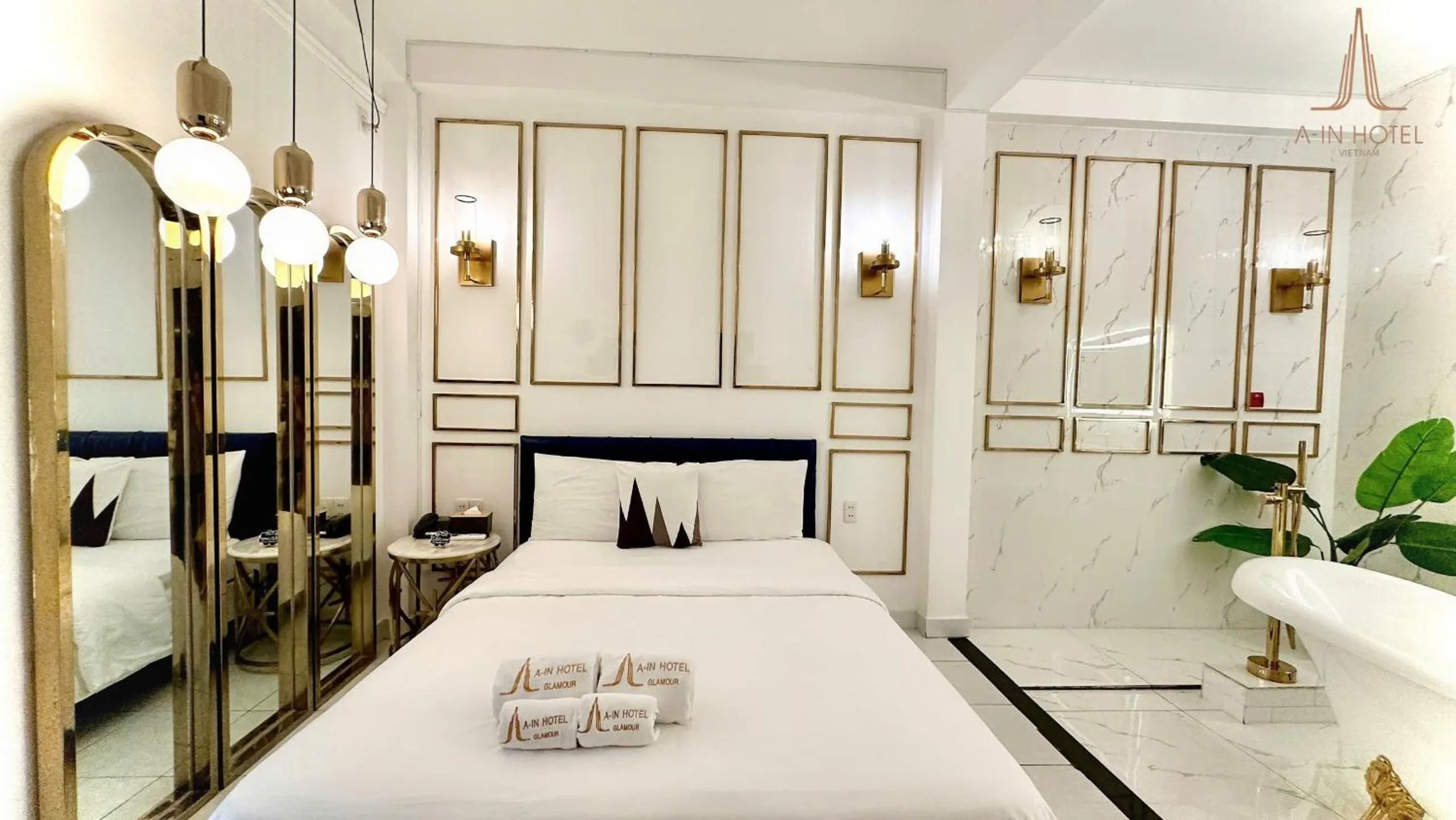 Bed in A In Hotel Glamour