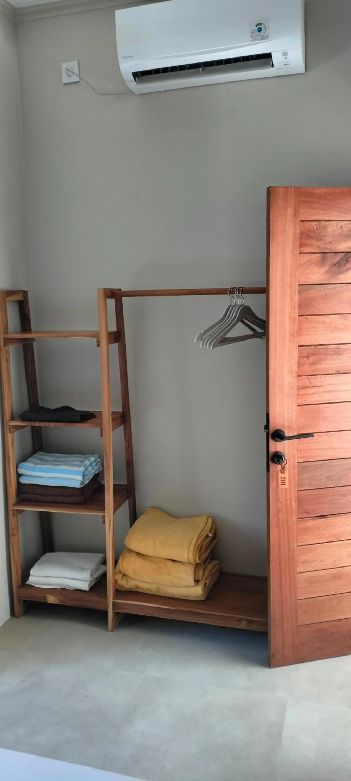 towels, Bed in Trawangan Oasis