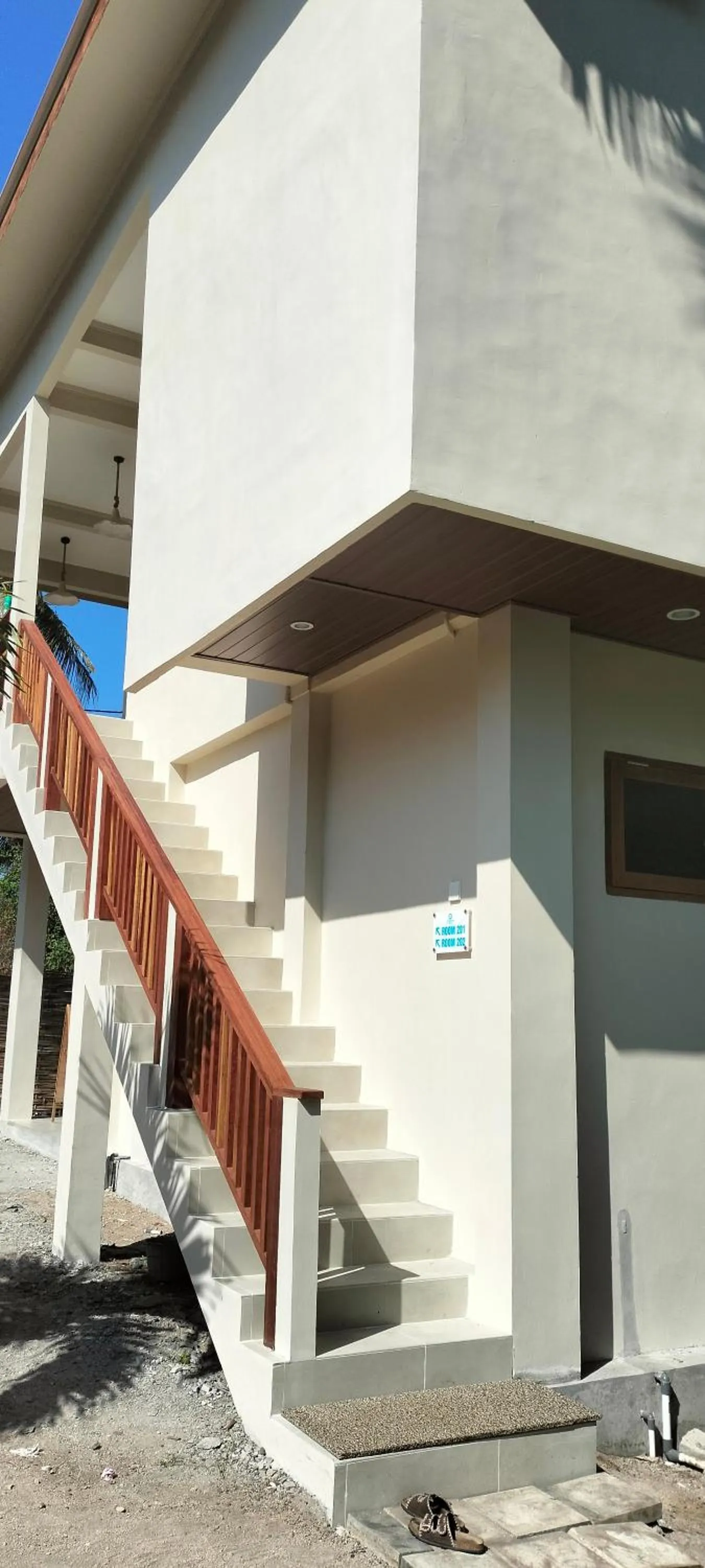 Property building in Trawangan Oasis