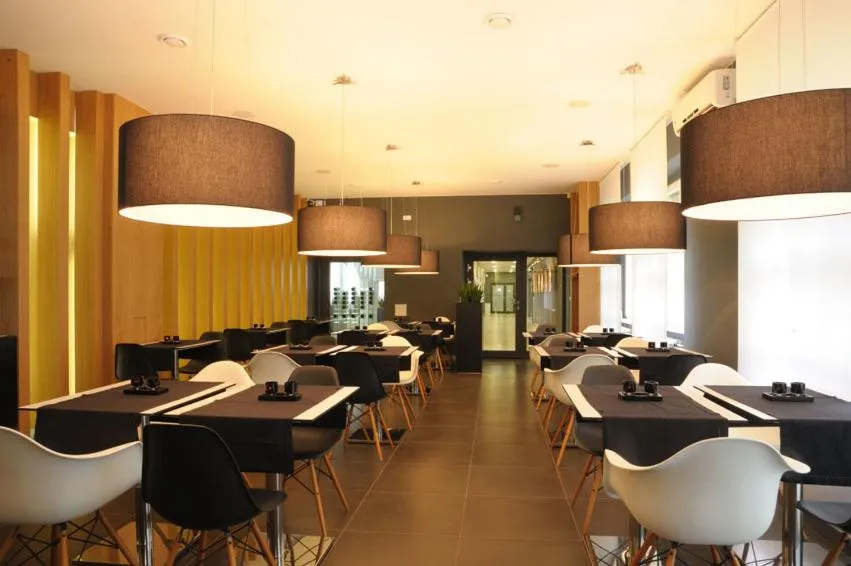 Restaurant/places to eat in Hotel Tomášov