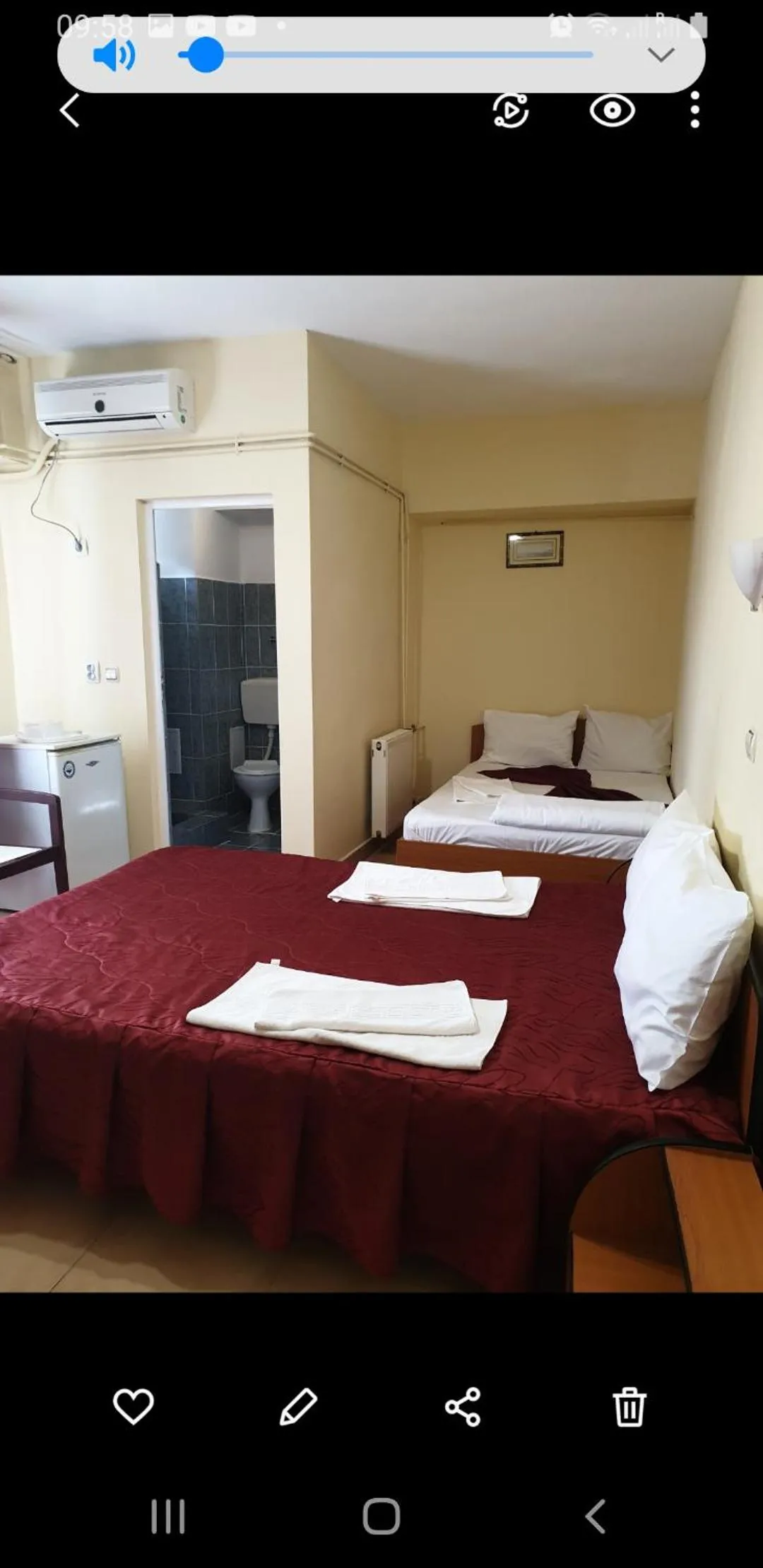 Bed in Hotel Laguna