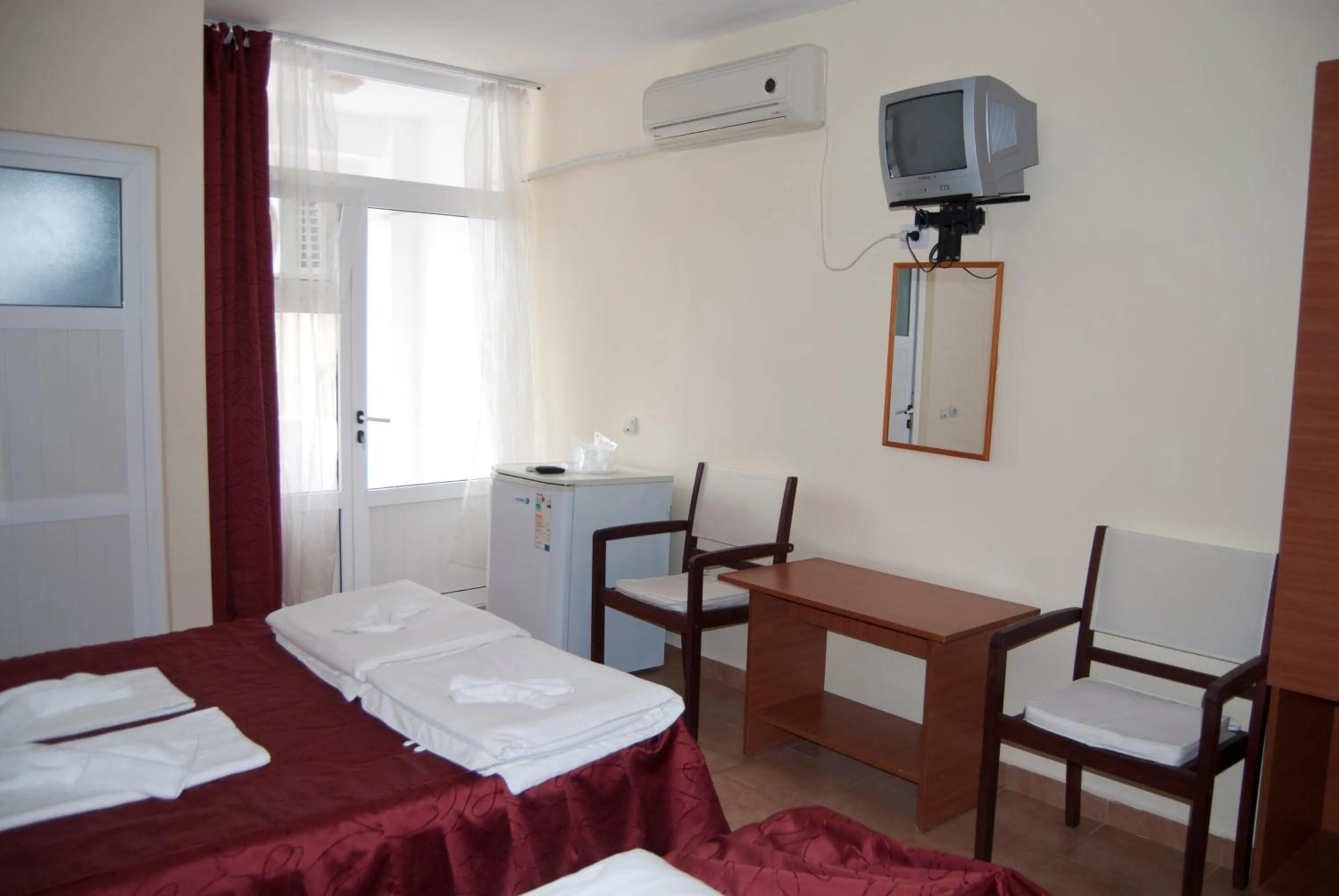 Day, Bed in Hotel Laguna