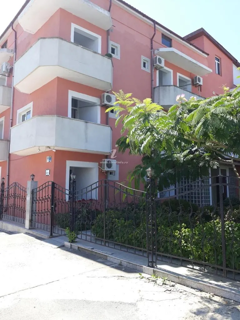 Hotel Laguna