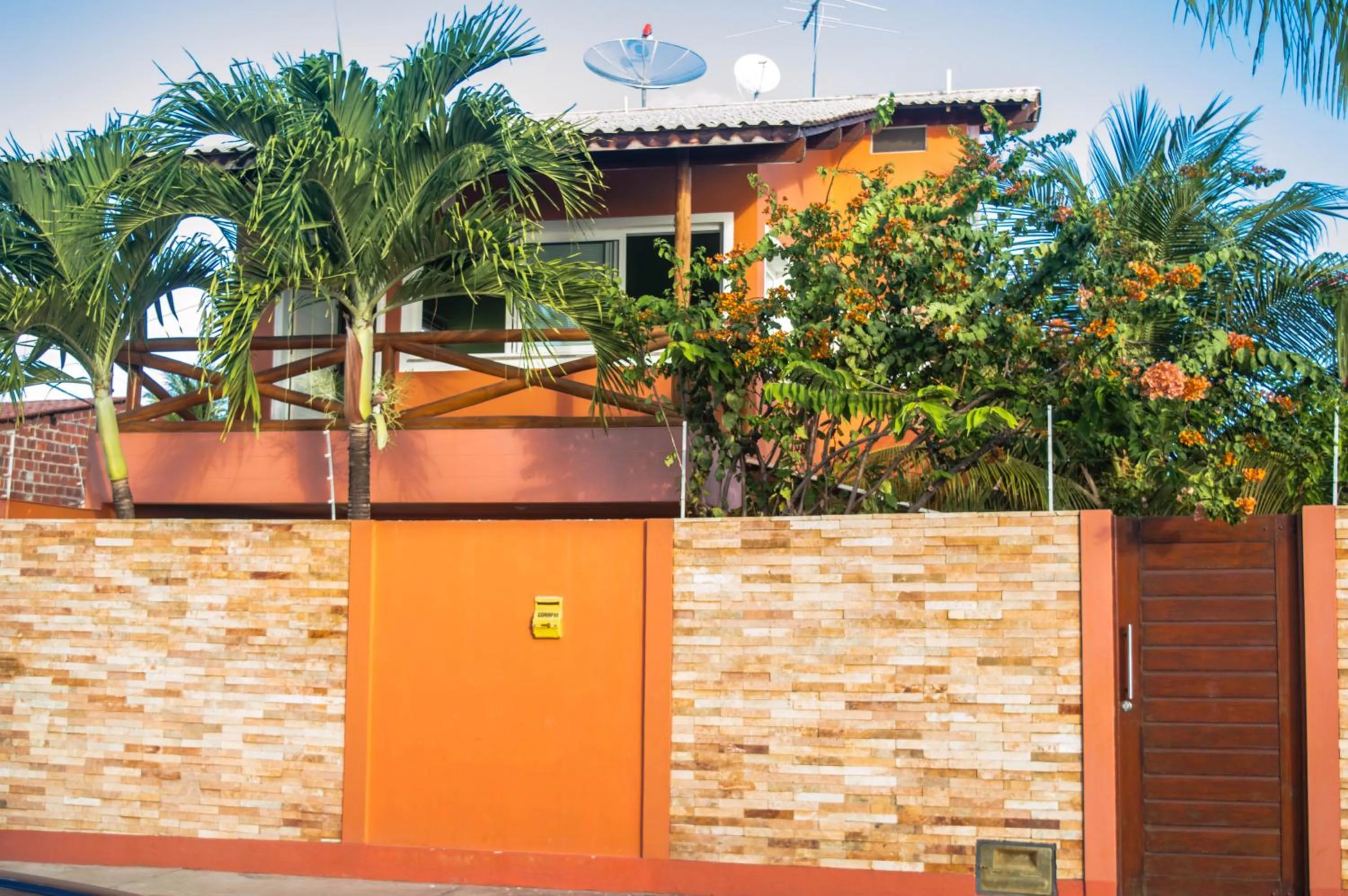 Casa de beira mar com piscina