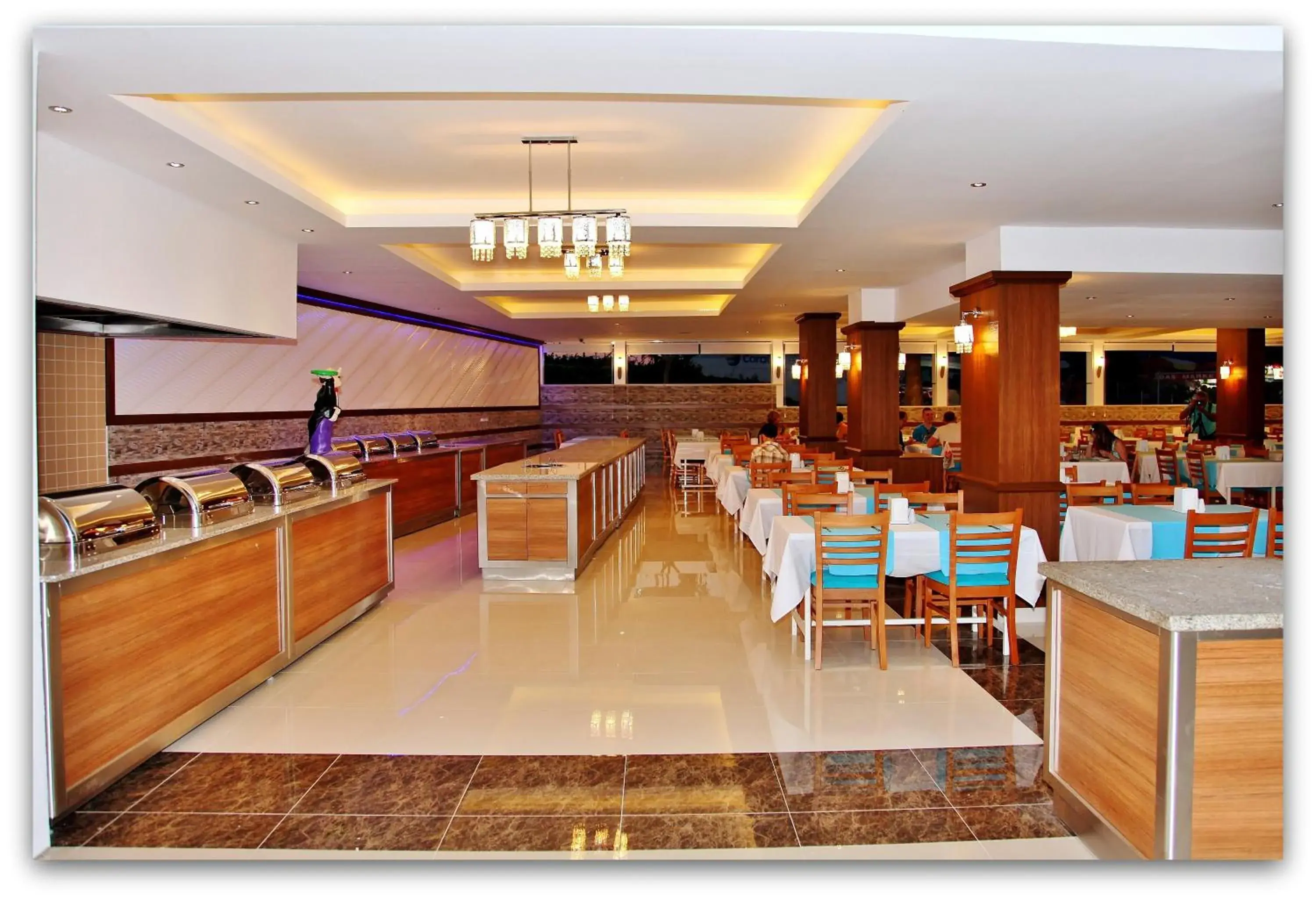 Restaurant/places to eat in Mesut Hotel Restaurant/places to eat in Mesut Hotel