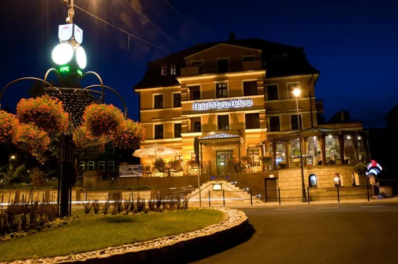 Facade/entrance in Hotel Maria Helena