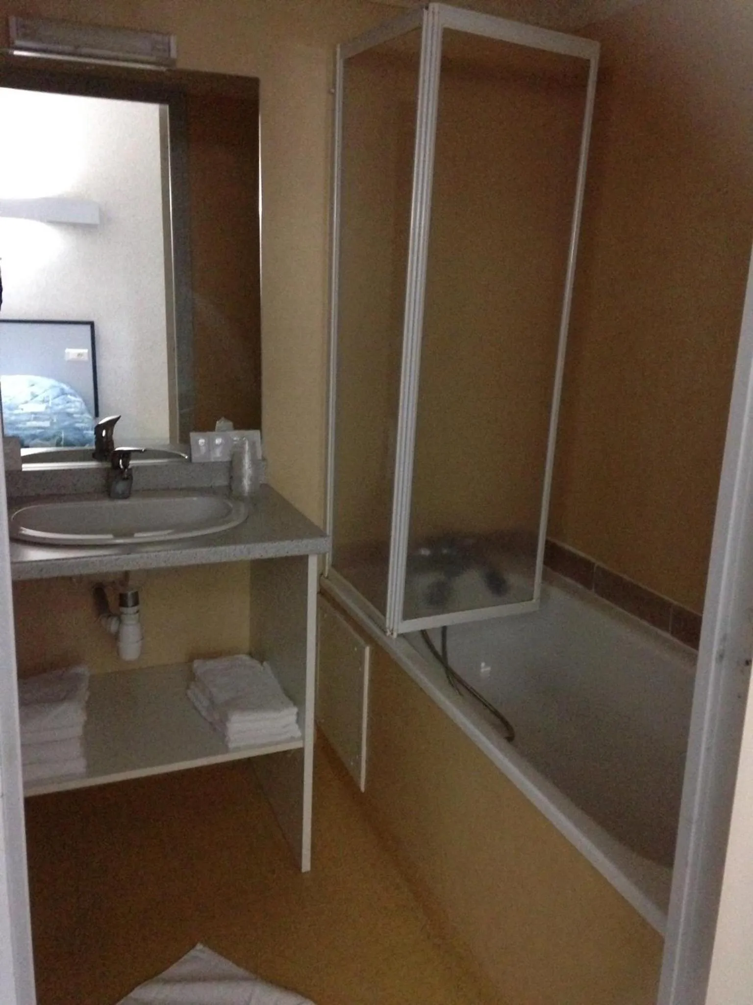 Quadruple Room - single occupancy in HOTEL DU JURA